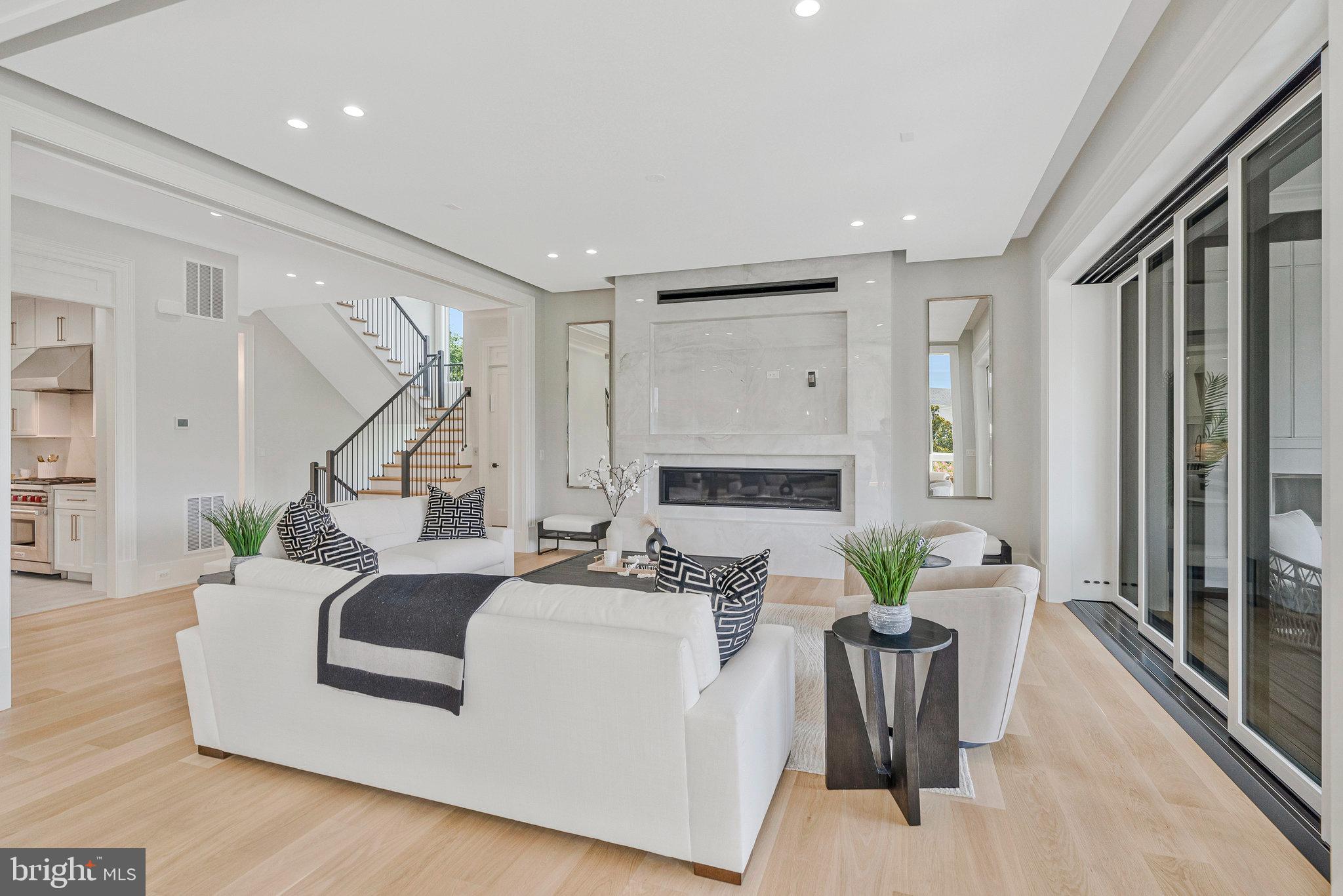 BROYHILL LANGLEY ESTATES - Residential