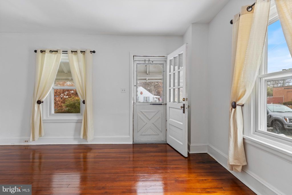 Photo of 134 Plant Avenue, WAYNE, PA 19087 (MLS # PADE2108388)