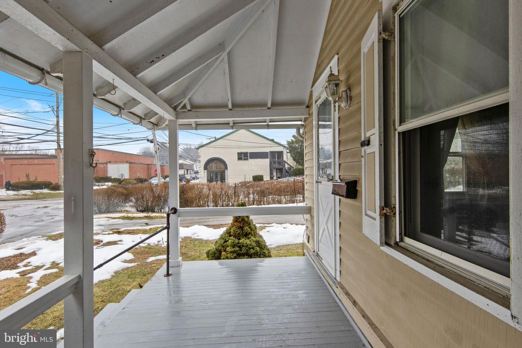 Photo of 134 Plant Avenue, WAYNE, PA 19087 (MLS # PADE2108388)