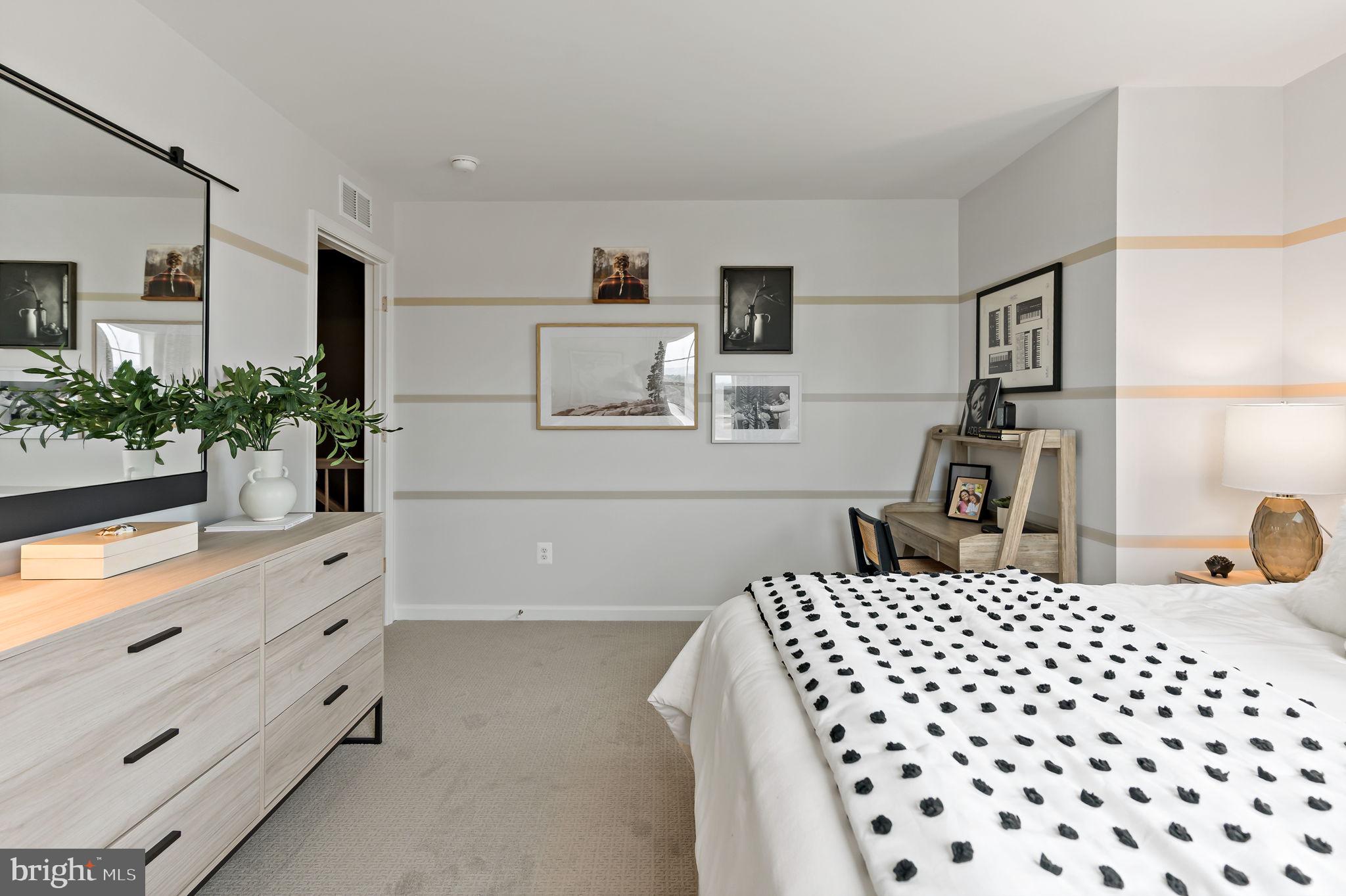 SOUTH BROOK - Residential