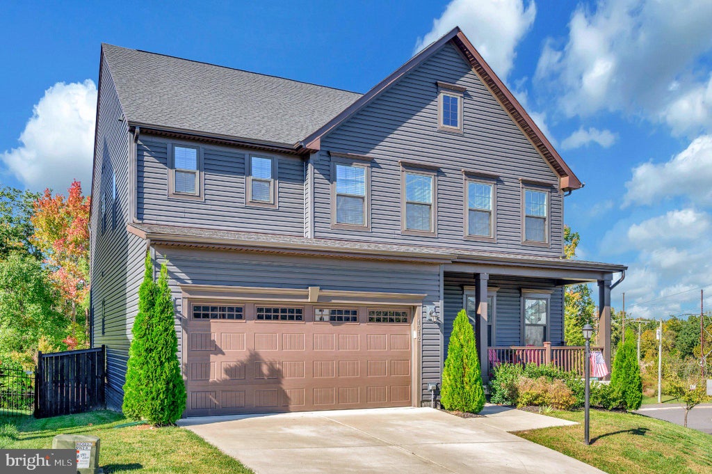 Photo of 1312 City View Lane, FREDERICKSBURG, VA 22401 (MLS # VAFB2011342)