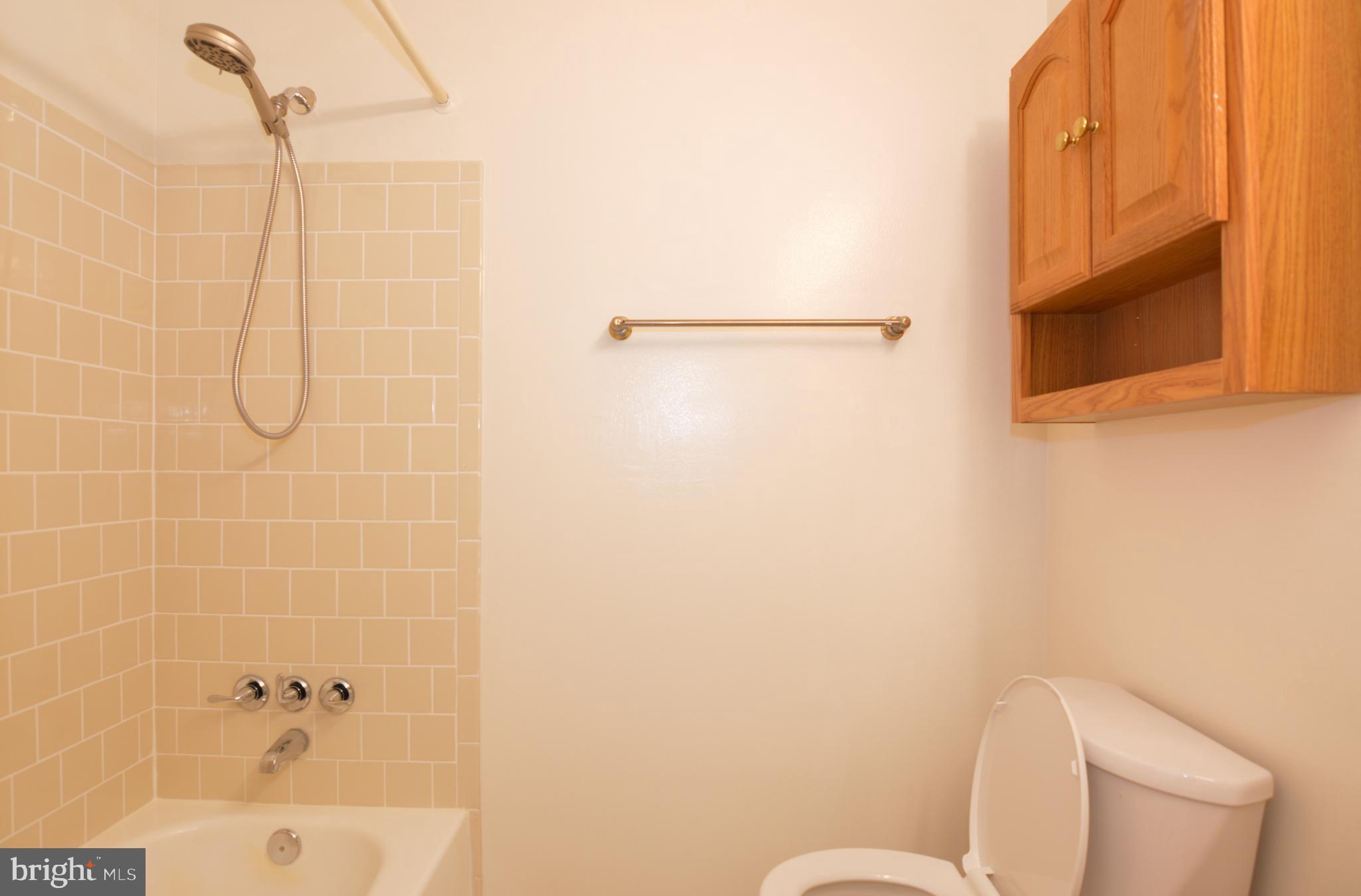 GLENMAR - Residential Lease