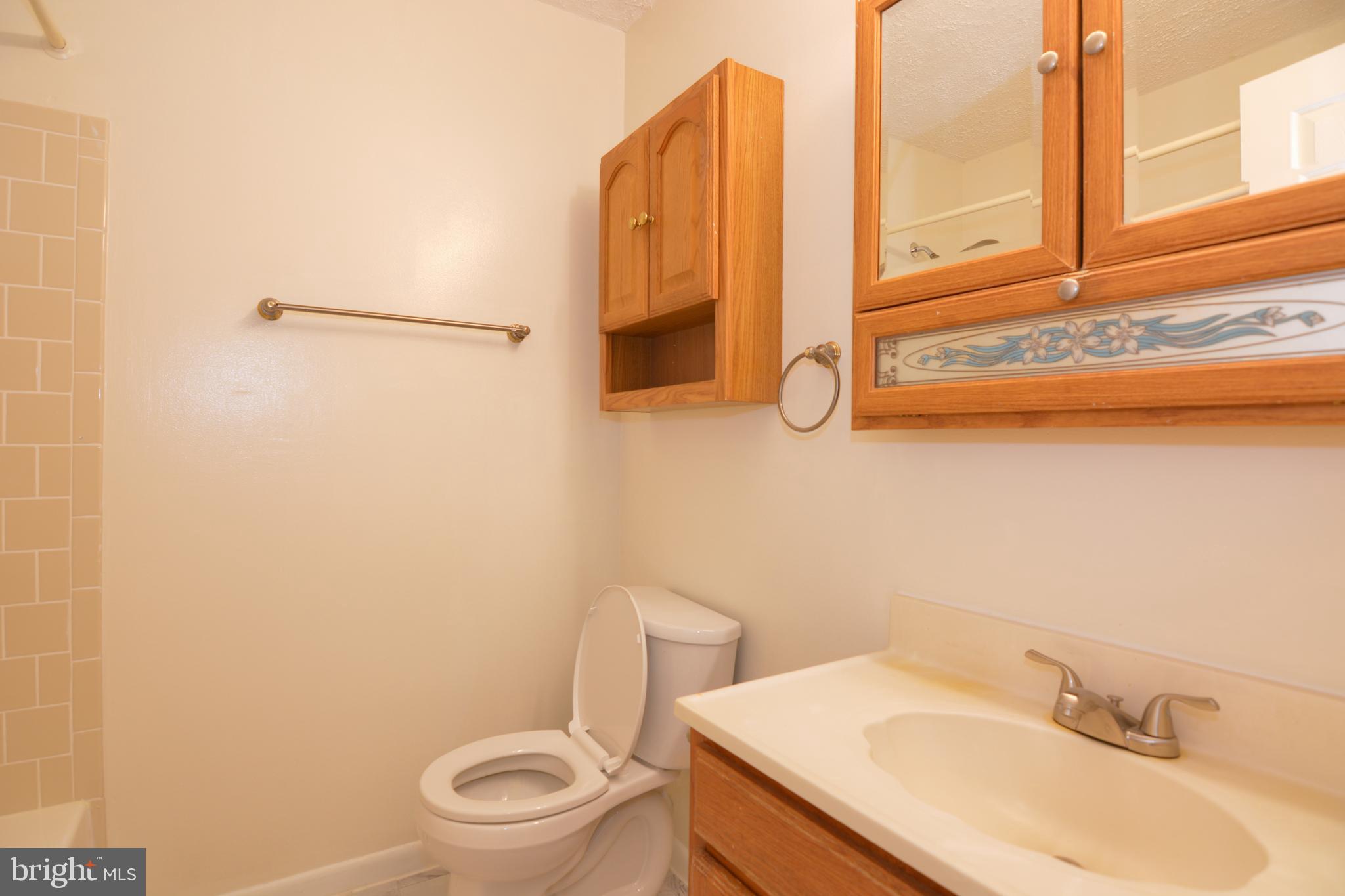 GLENMAR - Residential Lease