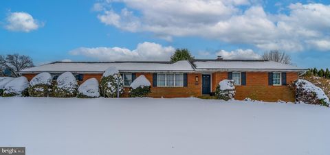 213 MAPLE AVENUE QUARRYVILLE PA 17566