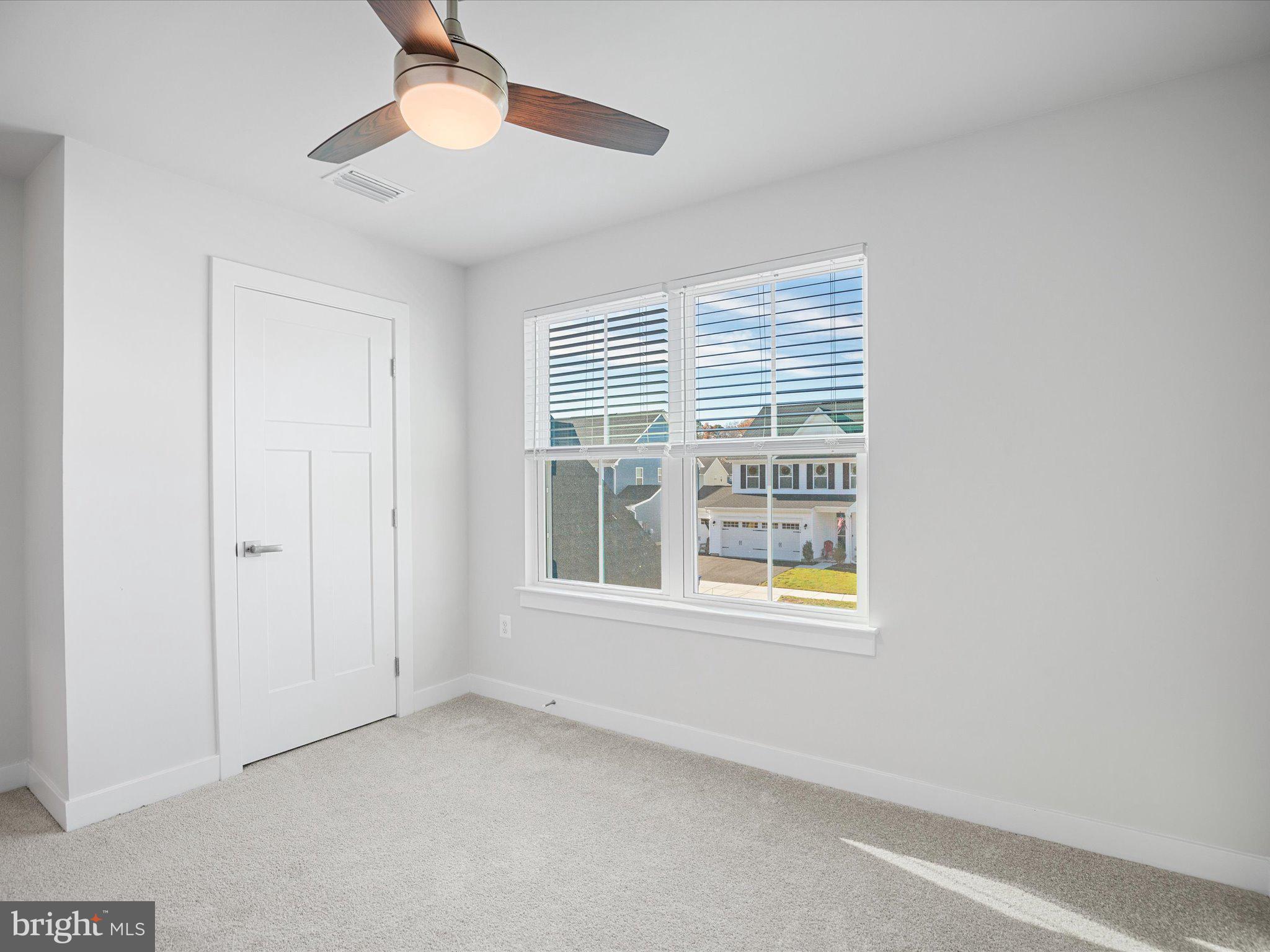 PERRY'S RETREAT - Residential