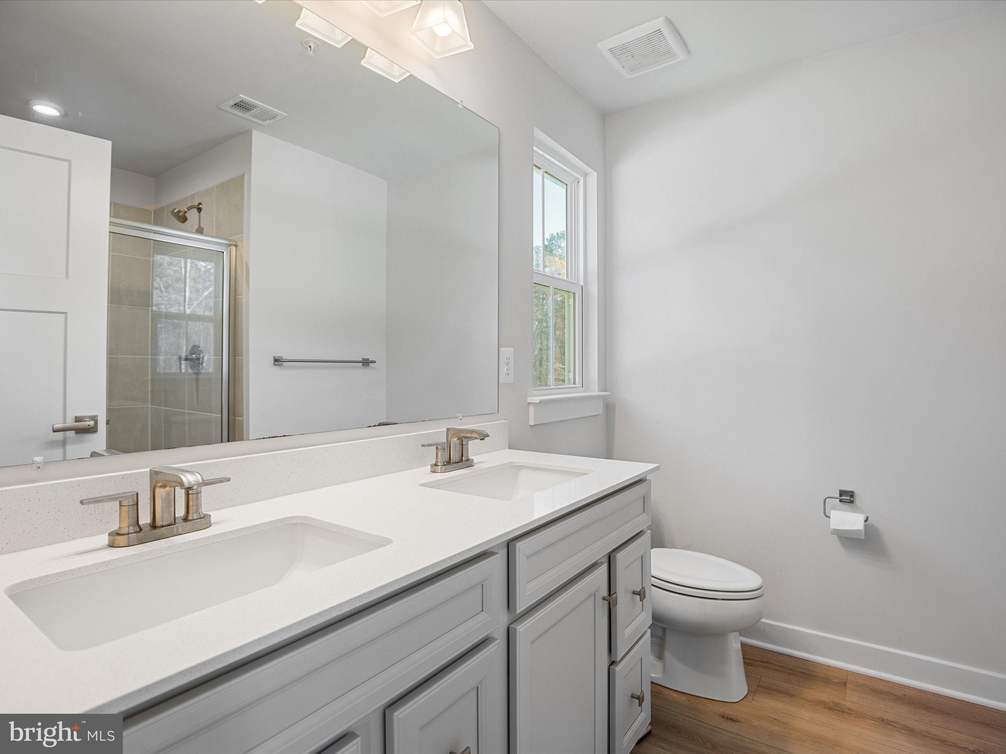 PERRY'S RETREAT - Residential