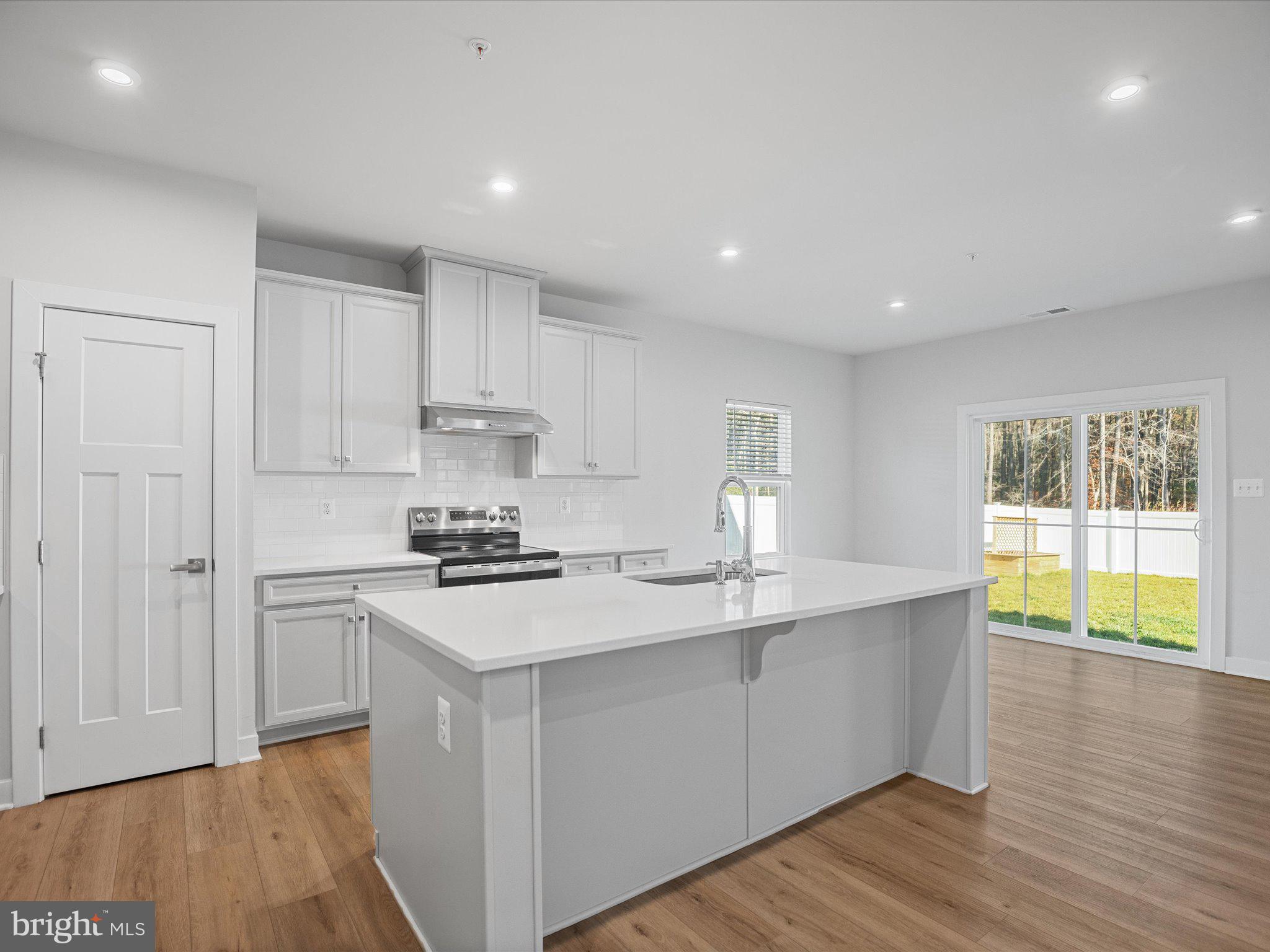 PERRY'S RETREAT - Residential