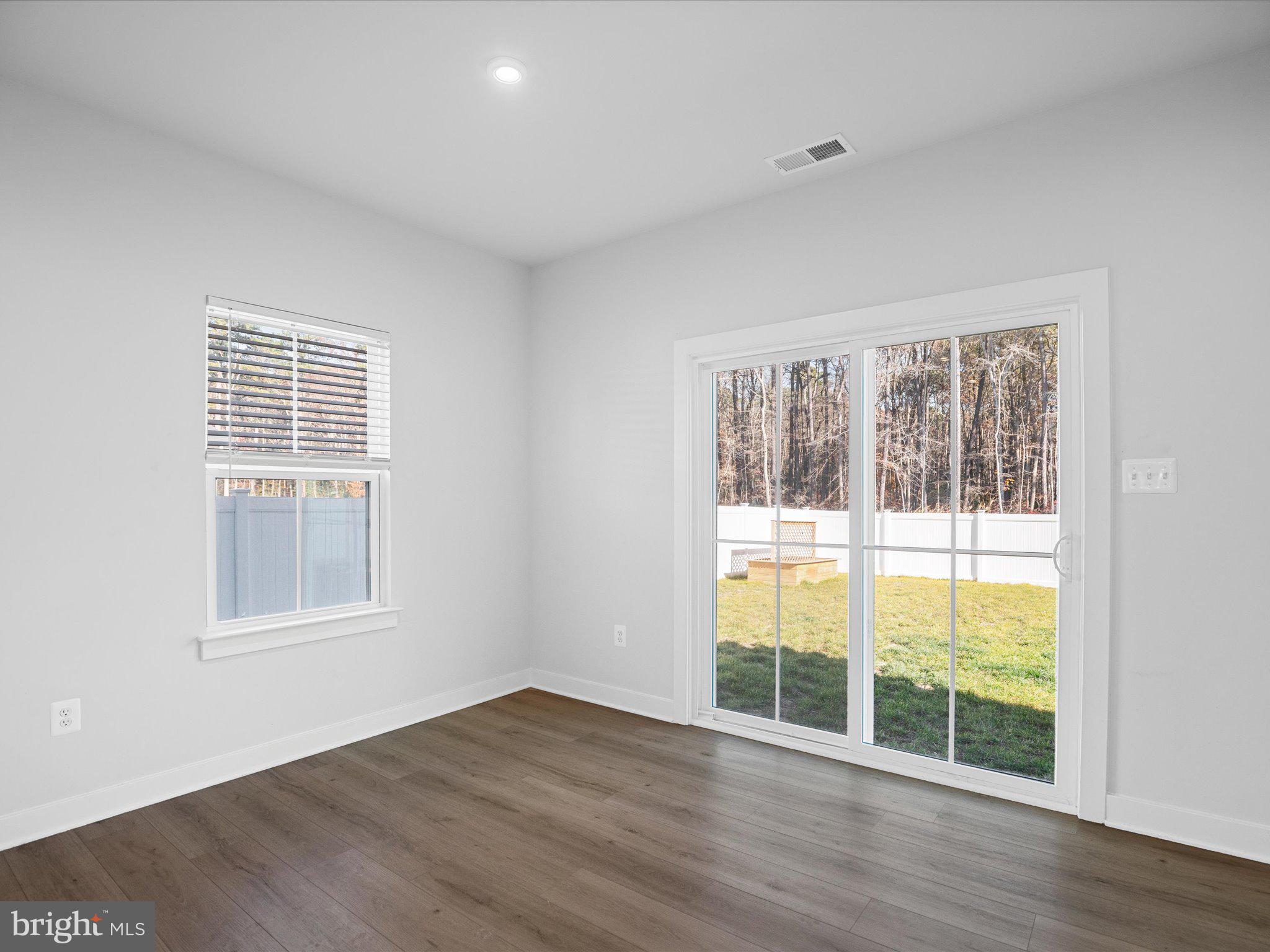 PERRY'S RETREAT - Residential