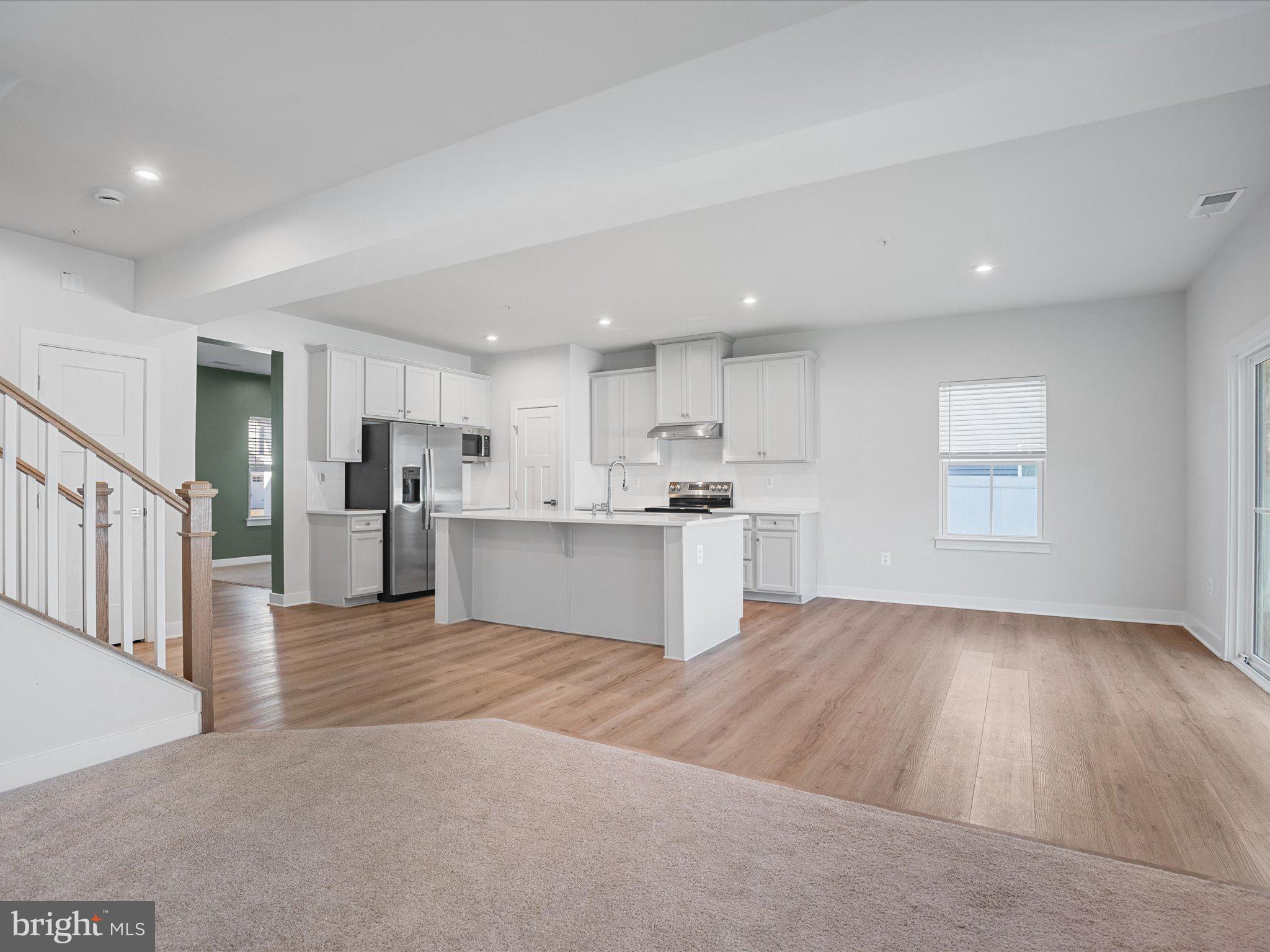 PERRY'S RETREAT - Residential