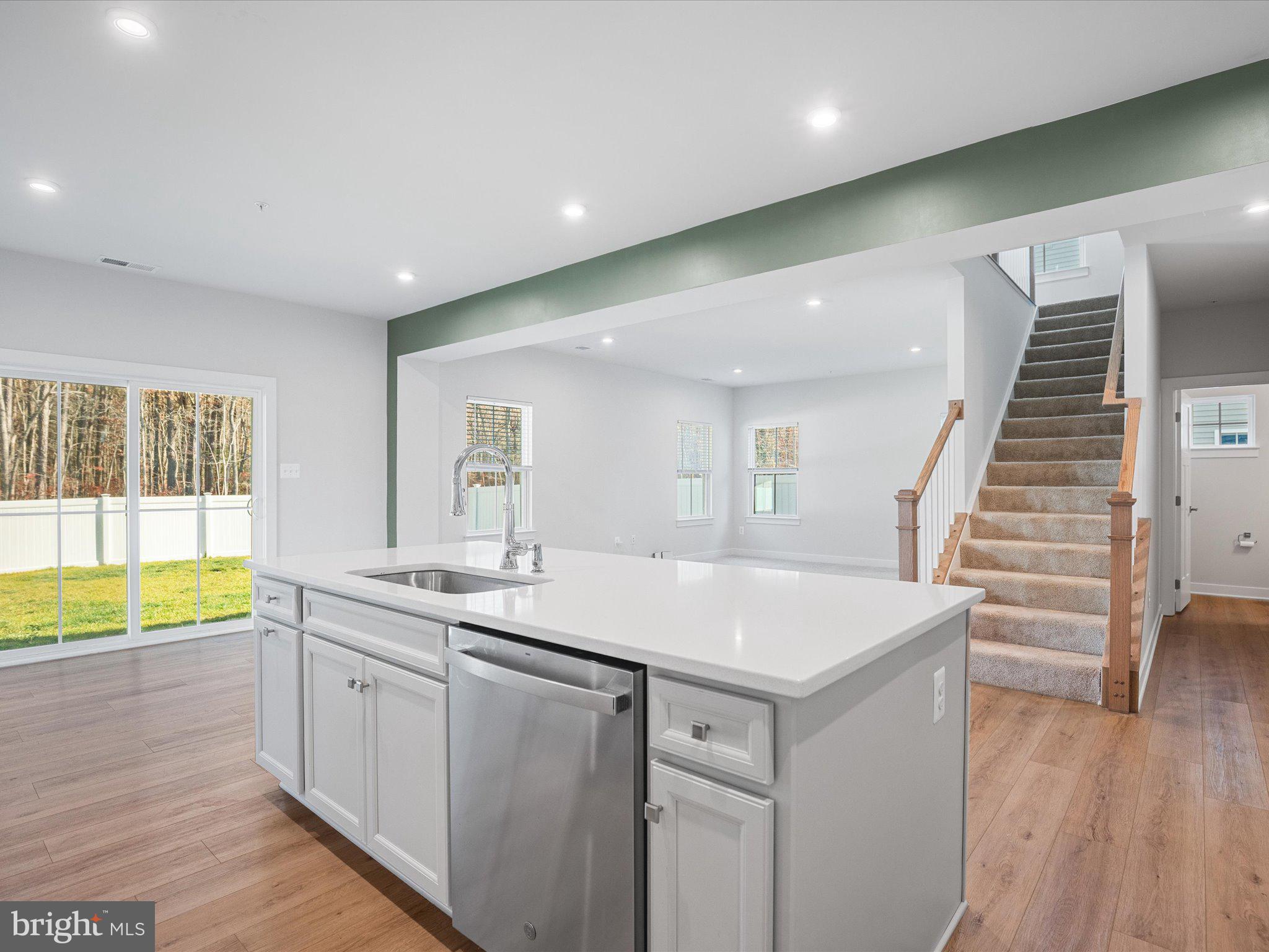 PERRY'S RETREAT - Residential