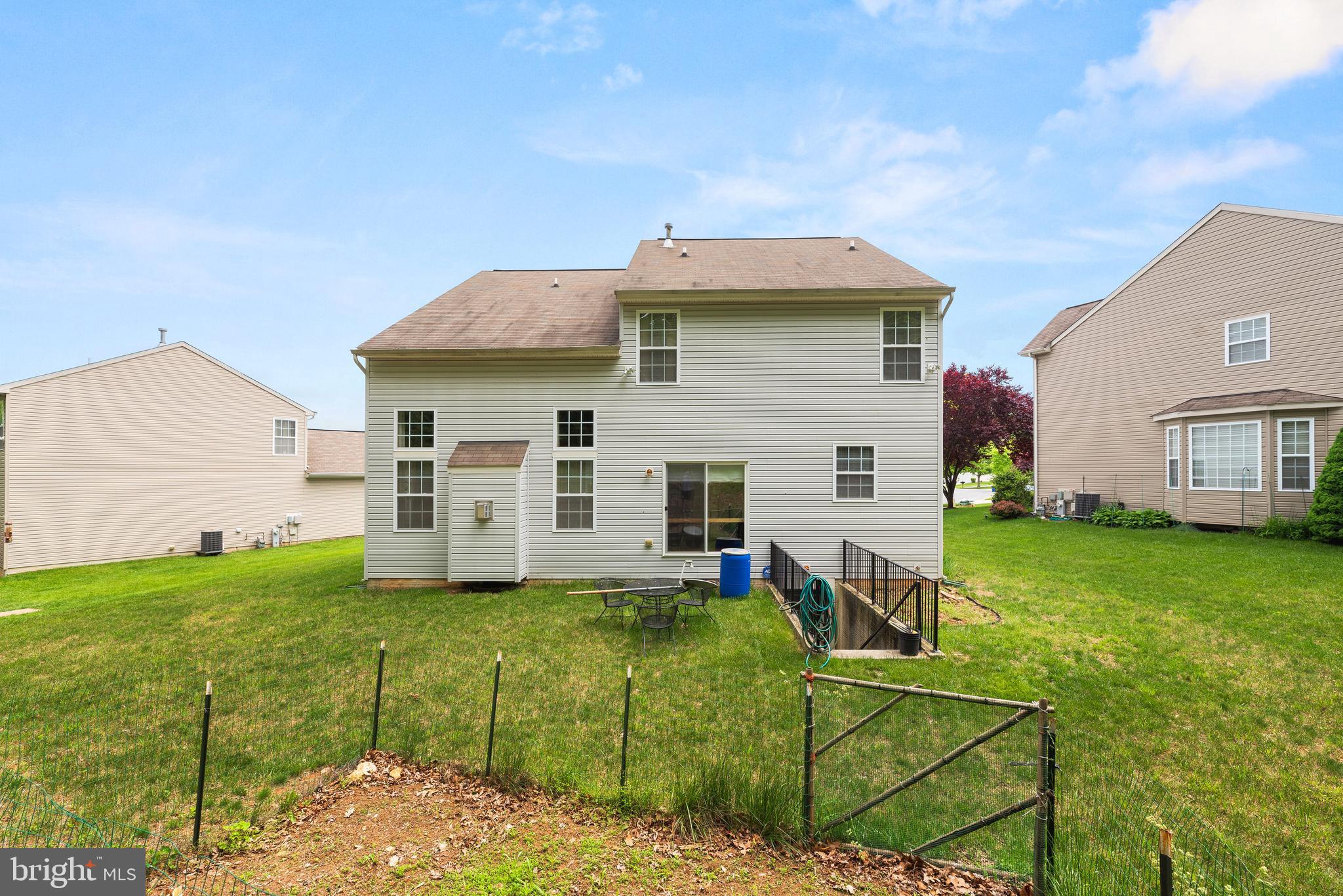 VILLAGES OF WINTERSET - Residential