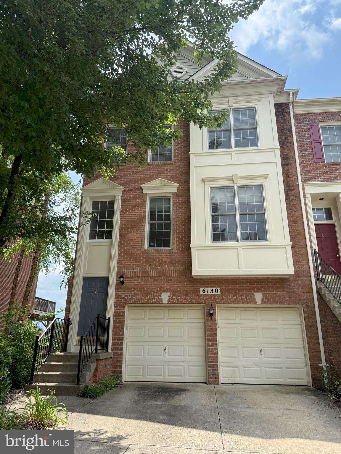 * Prime LOCATION * The whole house is professionally cleaned including the carpet* NO PETS, NON SMOKING* Large four finished level end unit two car garage townhome* Over 2,700 square feet of living space with a loft* Gourmet kitchen with tons of cabinets, granite countertops, gas stovetop, double oven, recessed lighting and breakfast area* Most of the kitchen appliances have been recently replaced* Hardwood floor on main level* Large, open rooms with lots of natural light* Large walk-in closets in master suite* Master bathroom with jetted soaking tub and separate shower* Washer and dryer conveniently located on bedroom level* Loft with private bathroom and walk-in closet* Huge recreation room on first floor with patio door* Deck off kitchen* Neutral throughout* Lots of storage-additional storage in garage* Nearby nature trails and playground* Close to metro and major highways* Minutes to schools, shopping, dining and entertainment* MOVE-IN READY