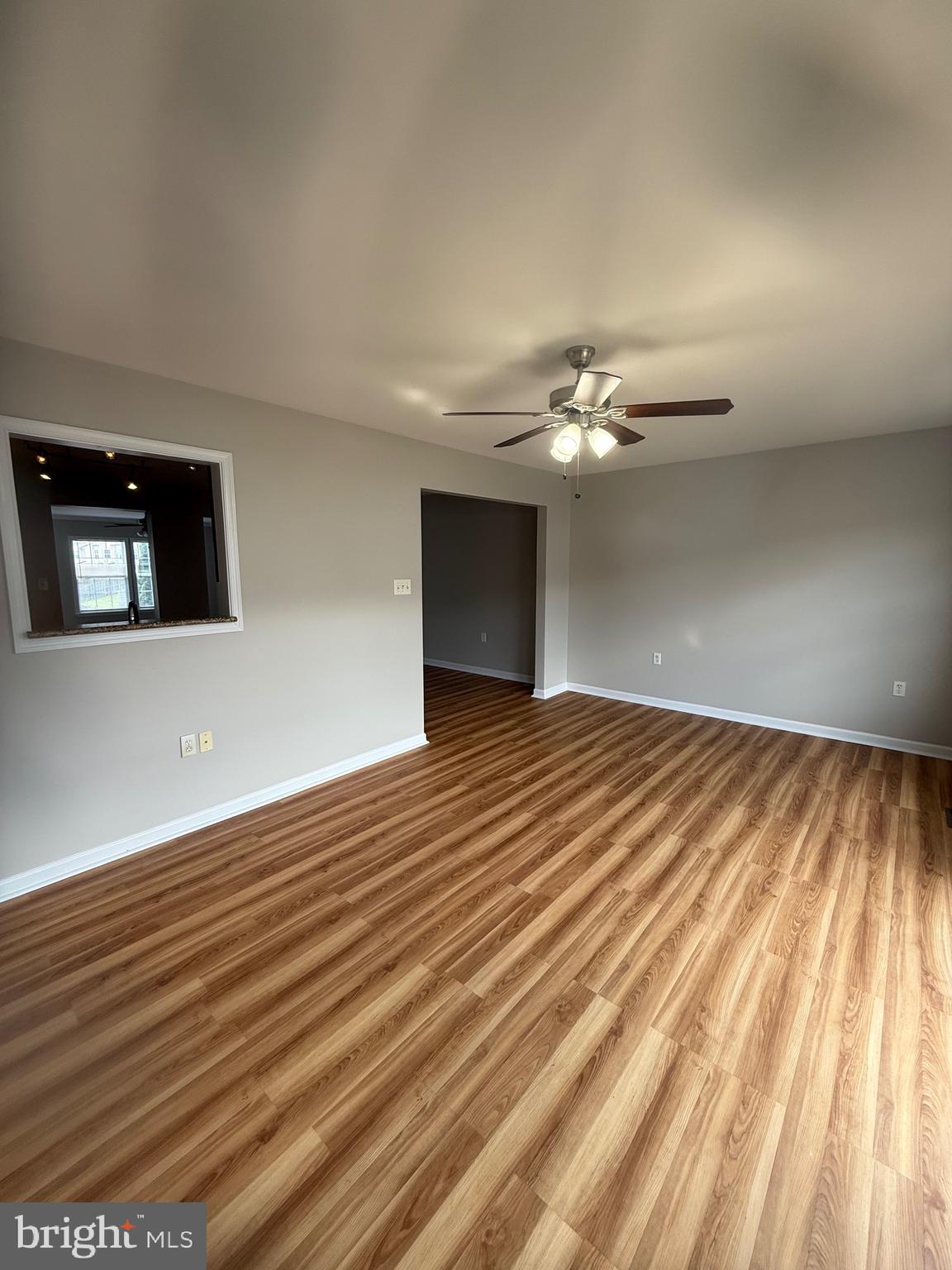 MANOR PARK - Residential Lease