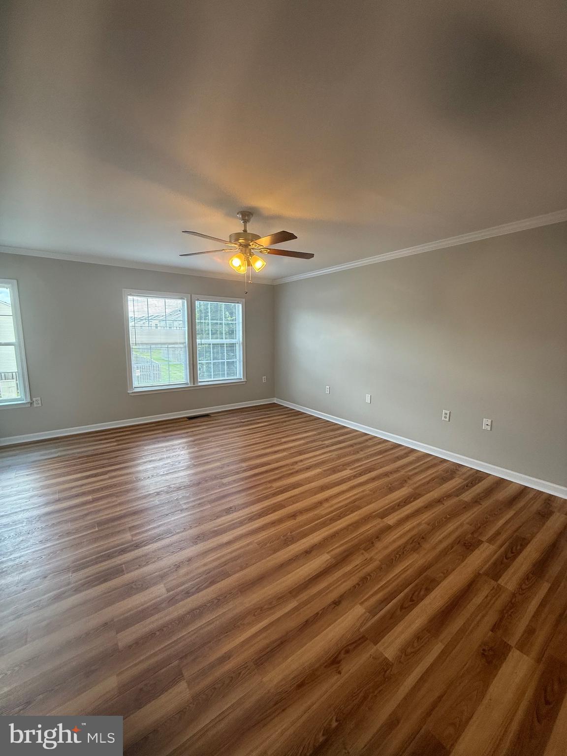 MANOR PARK - Residential Lease