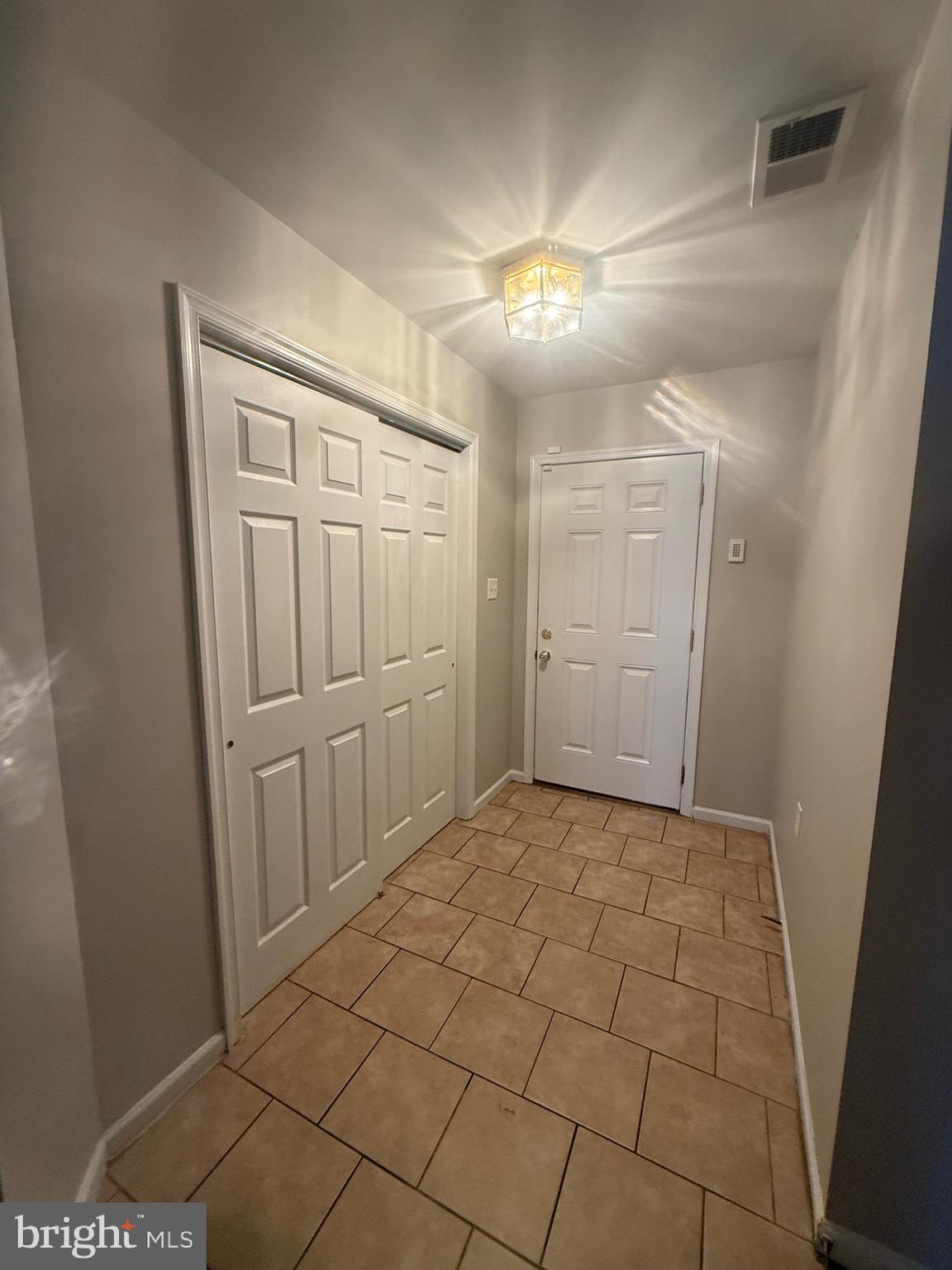 MANOR PARK - Residential Lease