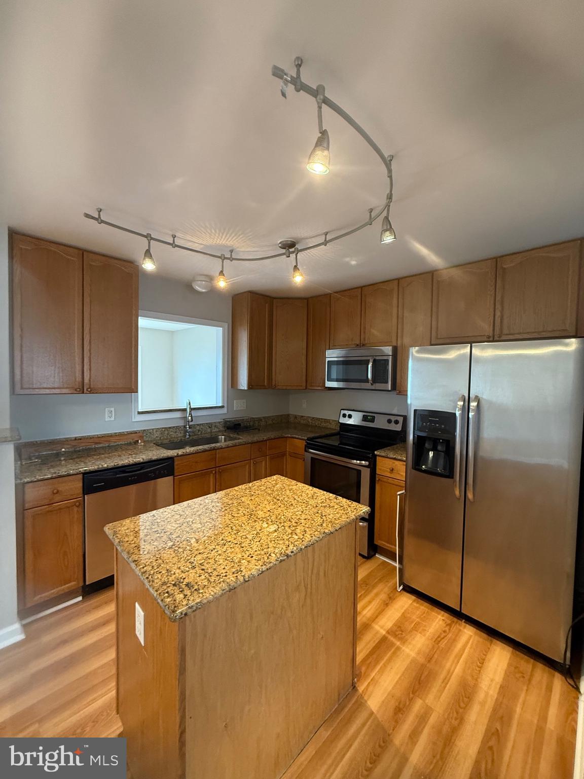 MANOR PARK - Residential Lease