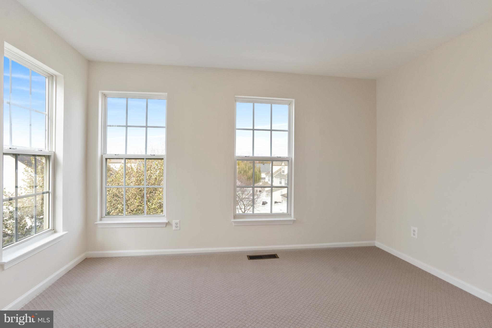 BELMONT GREENE - Residential