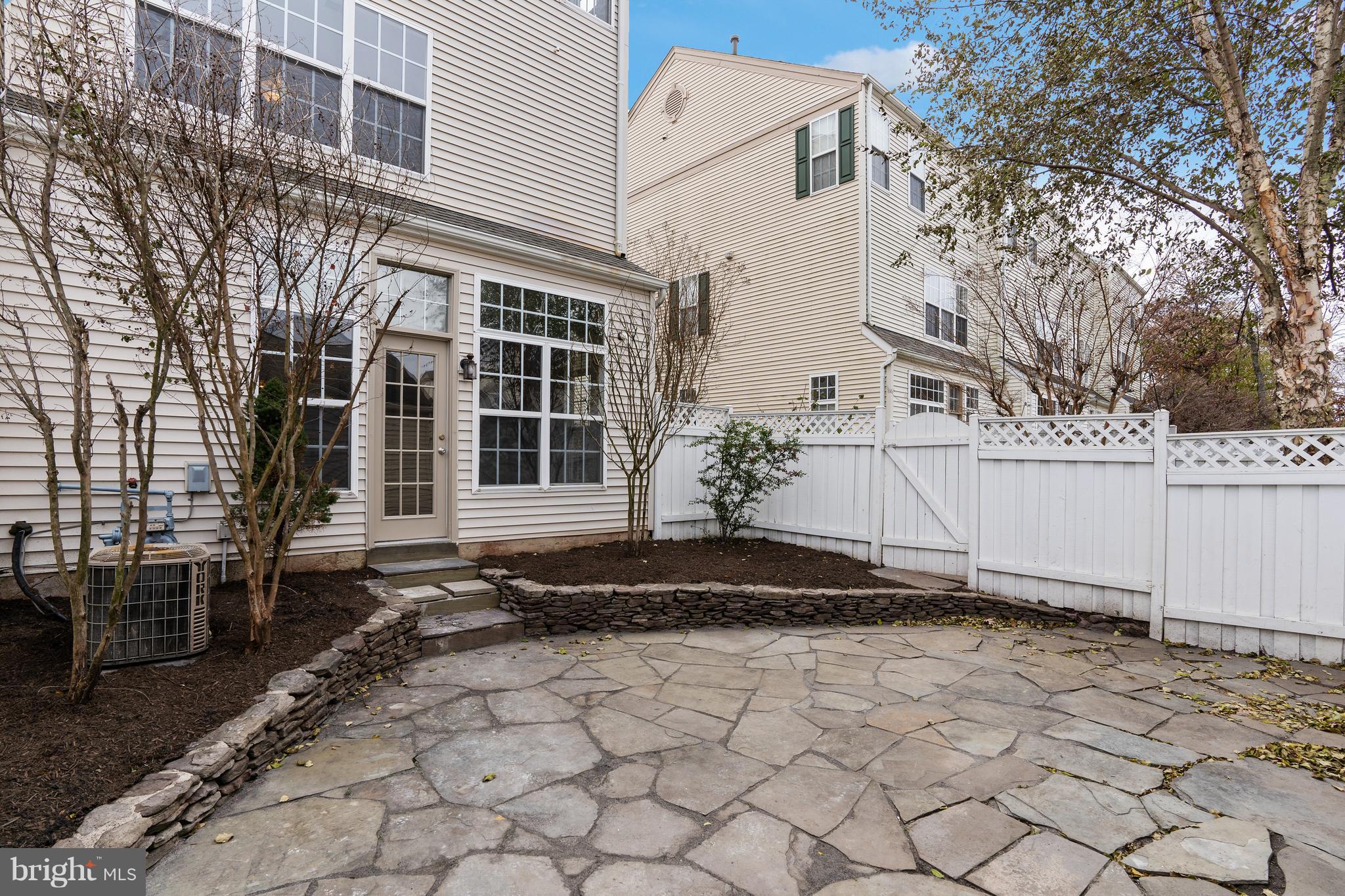 BELMONT GREENE - Residential