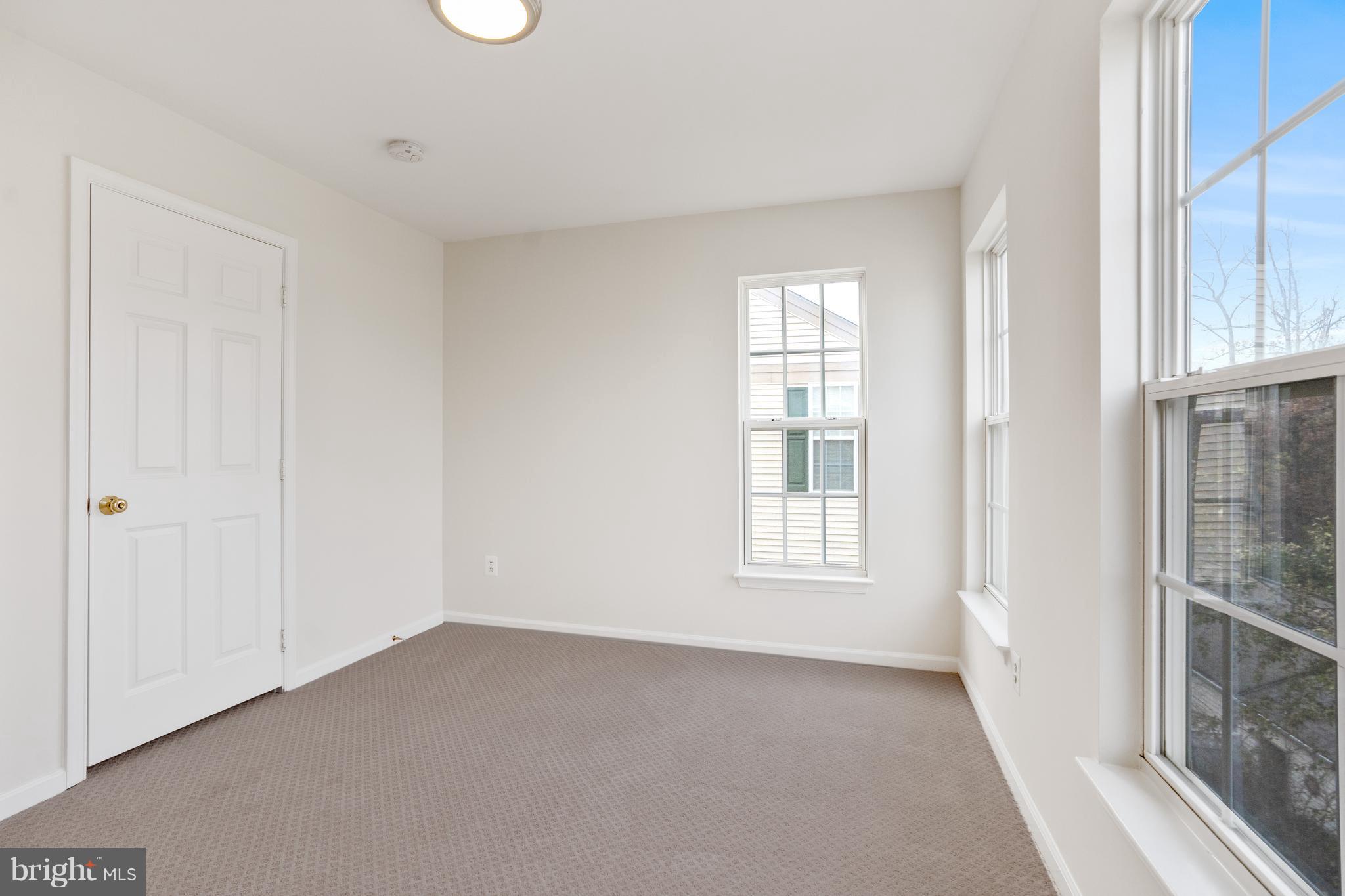 BELMONT GREENE - Residential