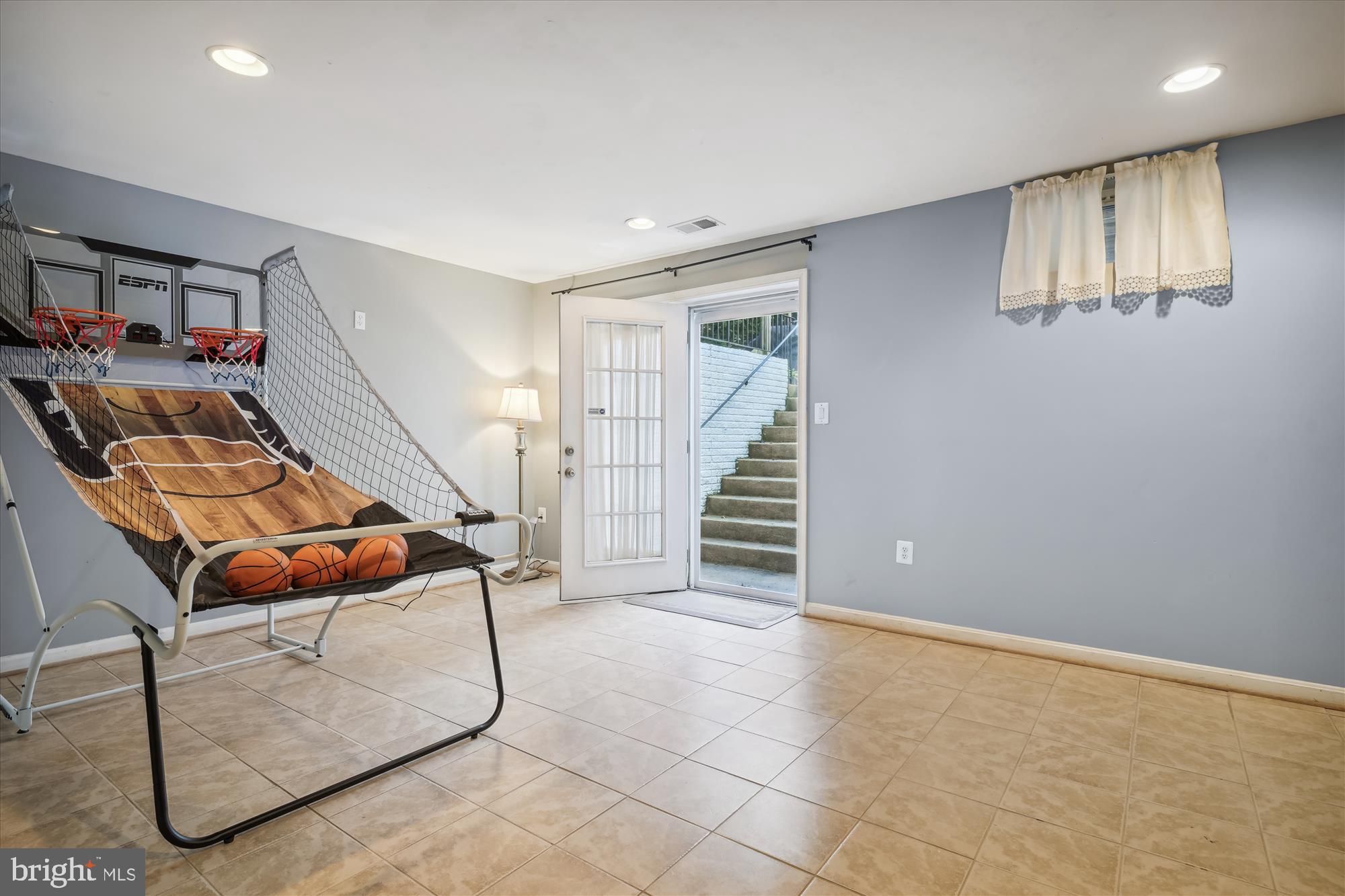 VILLAGE AT LORTON VALLEY - Residential