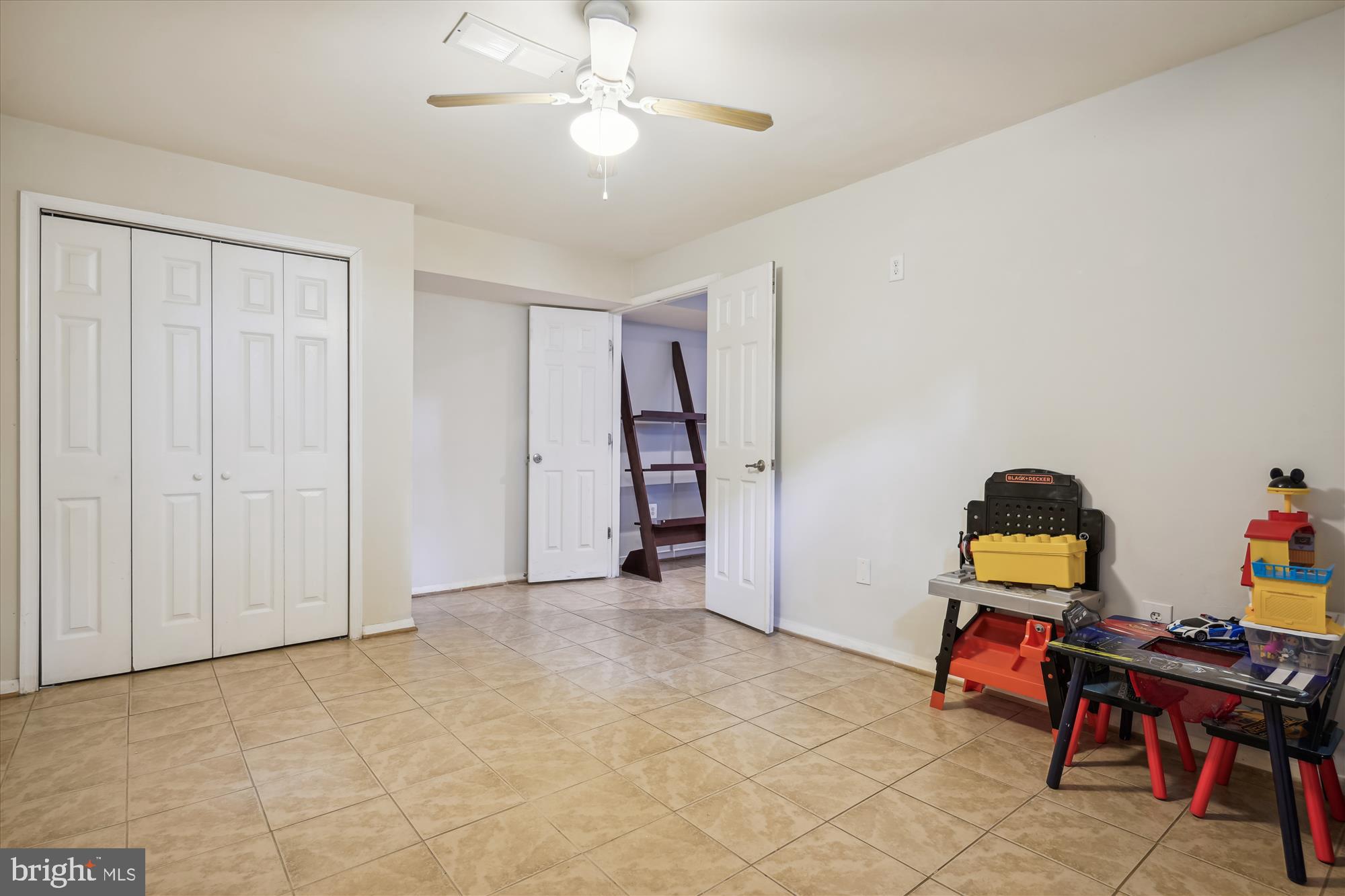 VILLAGE AT LORTON VALLEY - Residential