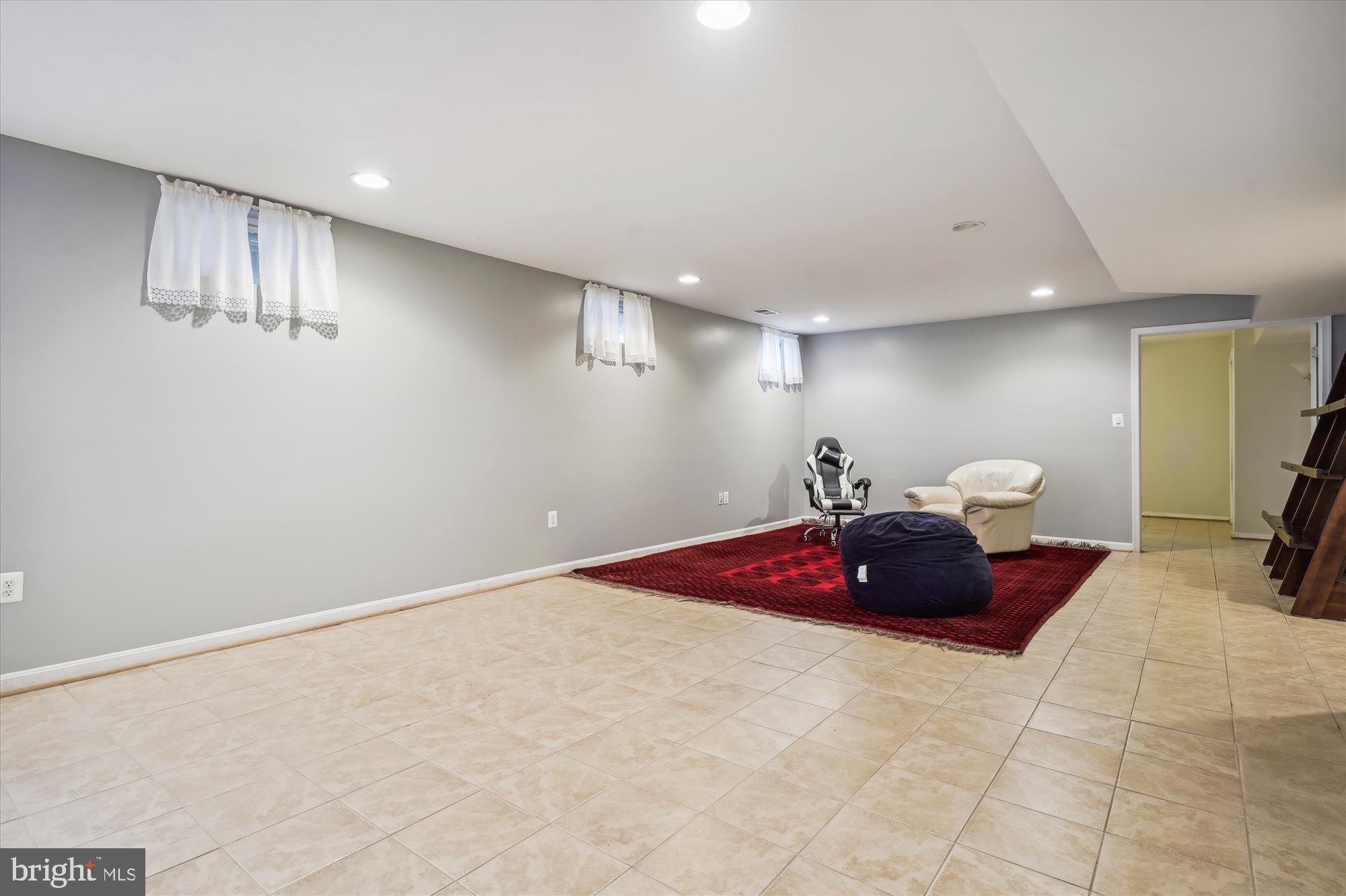 VILLAGE AT LORTON VALLEY - Residential