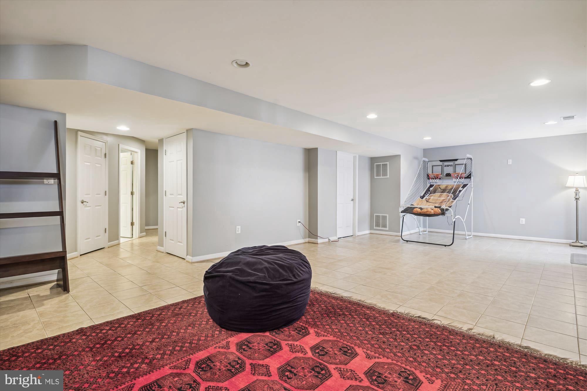 VILLAGE AT LORTON VALLEY - Residential