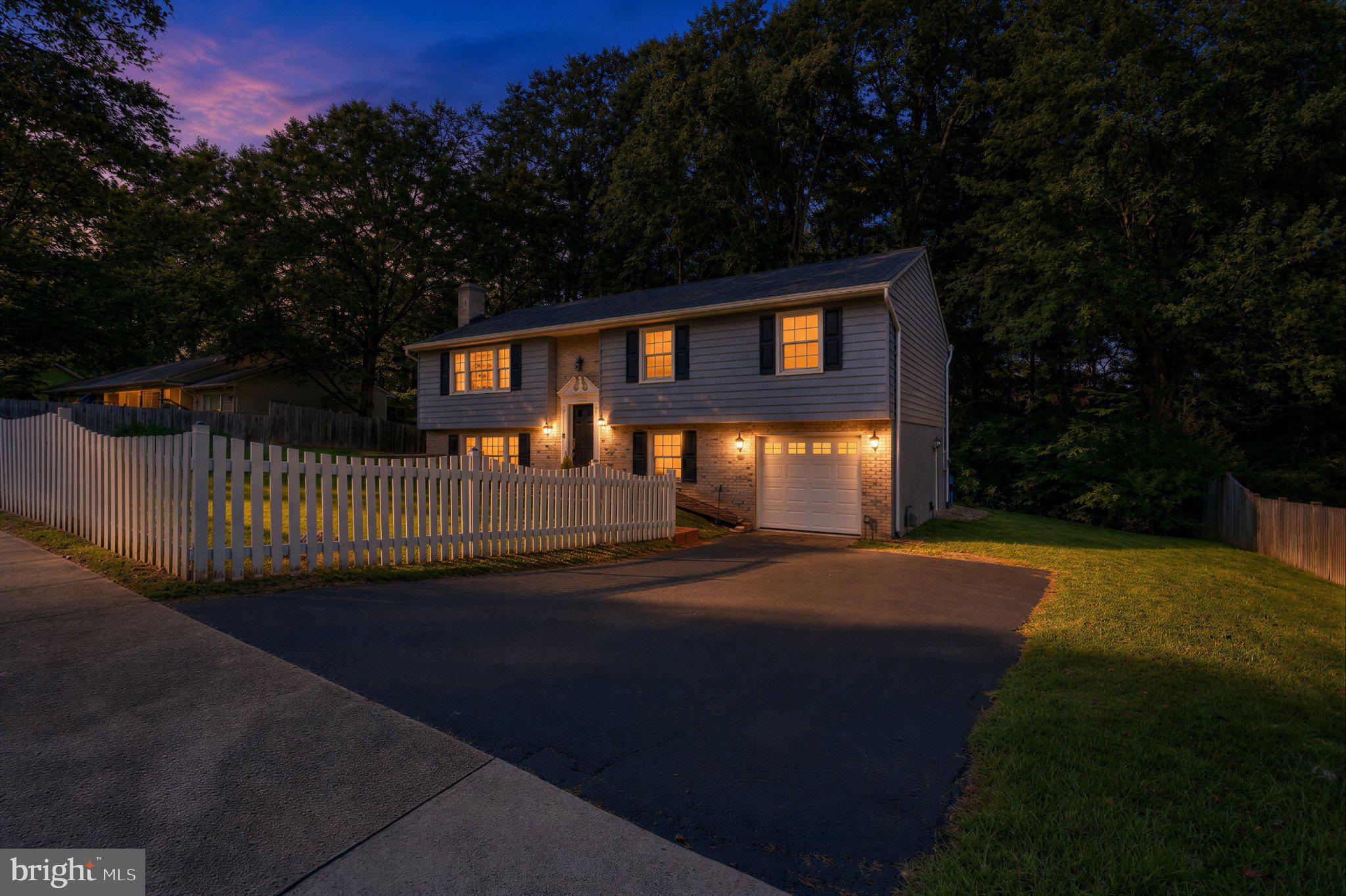 10102 SPRING LAKE TERRACE