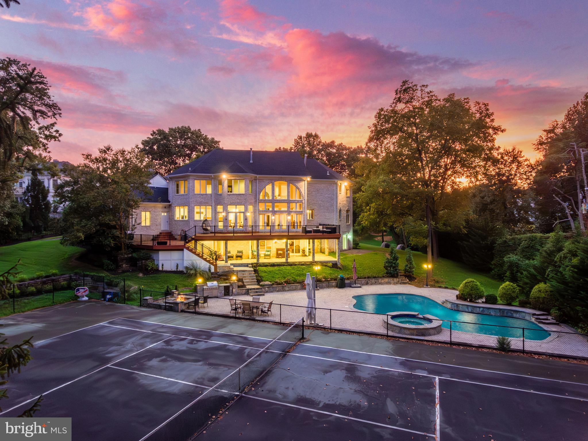 TOWLSTON MEADOWS - Residential