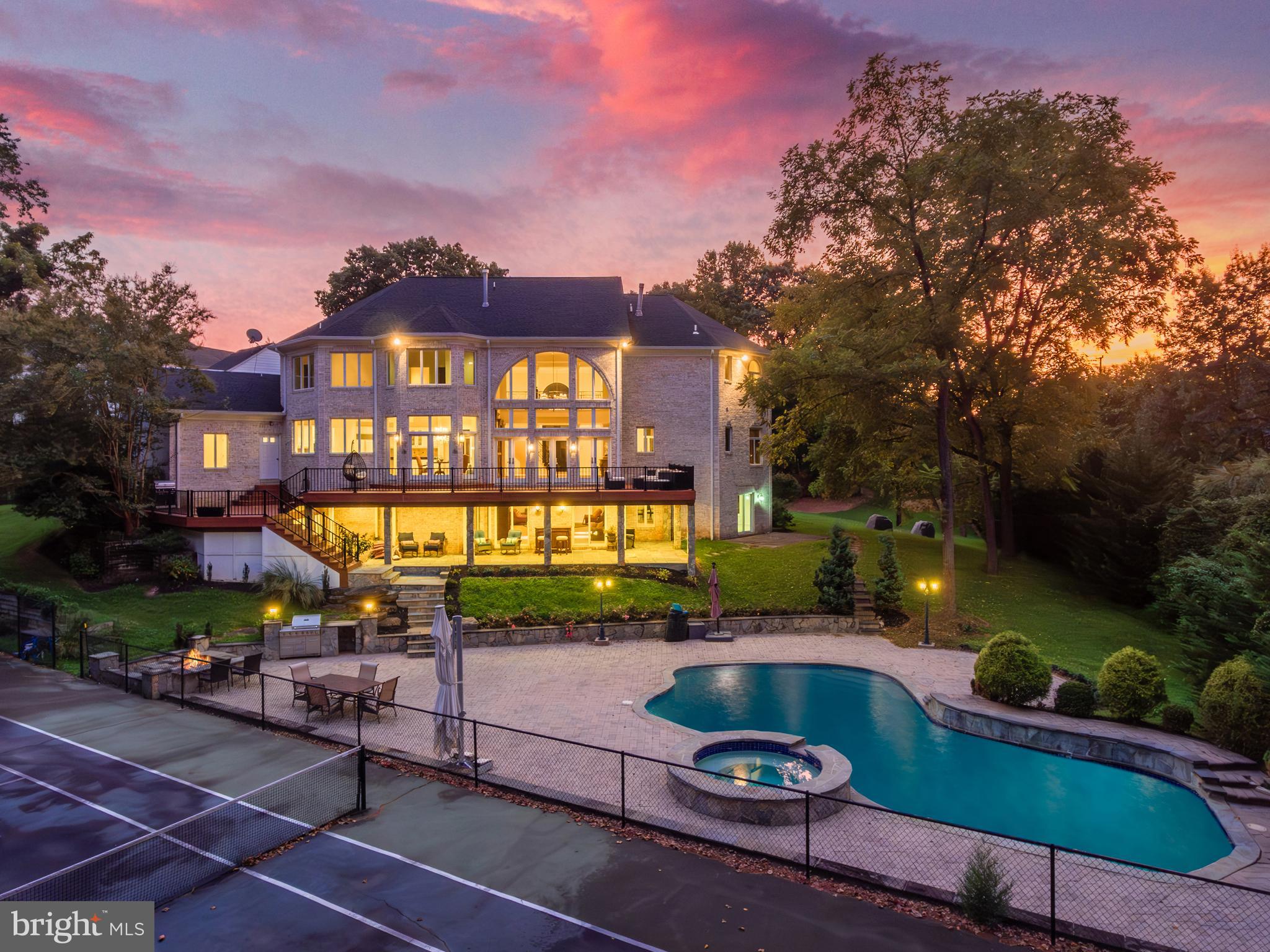 TOWLSTON MEADOWS - Residential