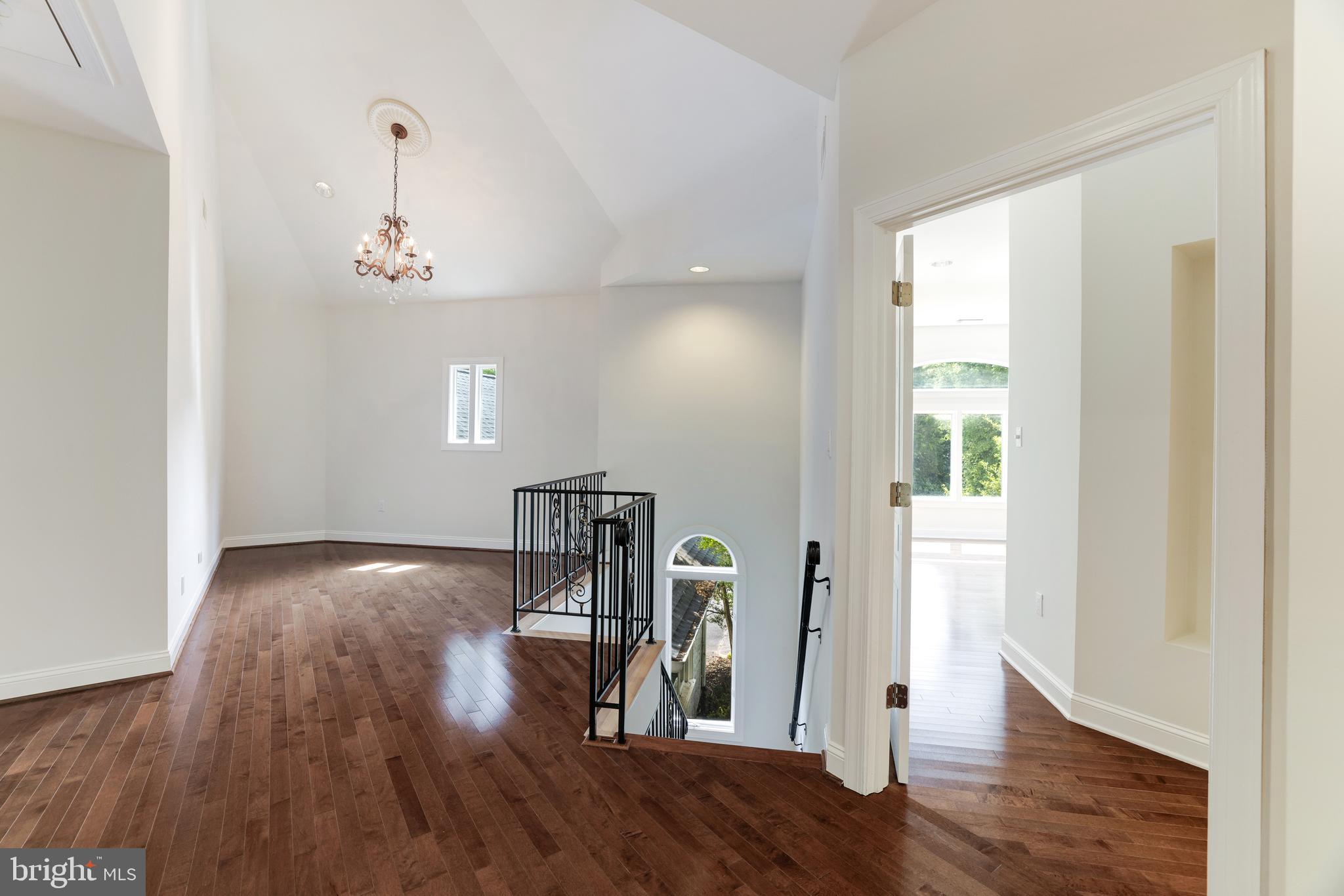 TOWLSTON MEADOWS - Residential