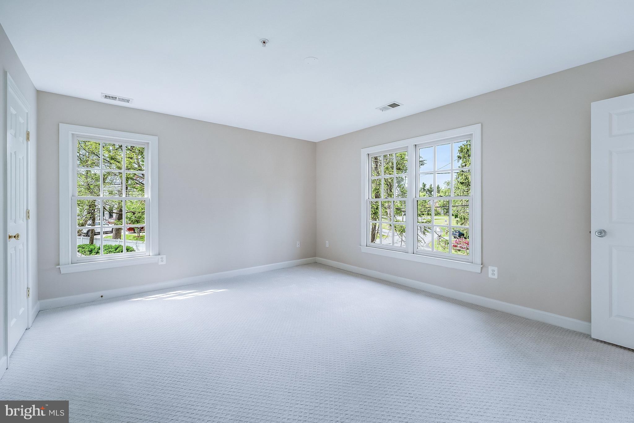 ALTA VISTA - Residential