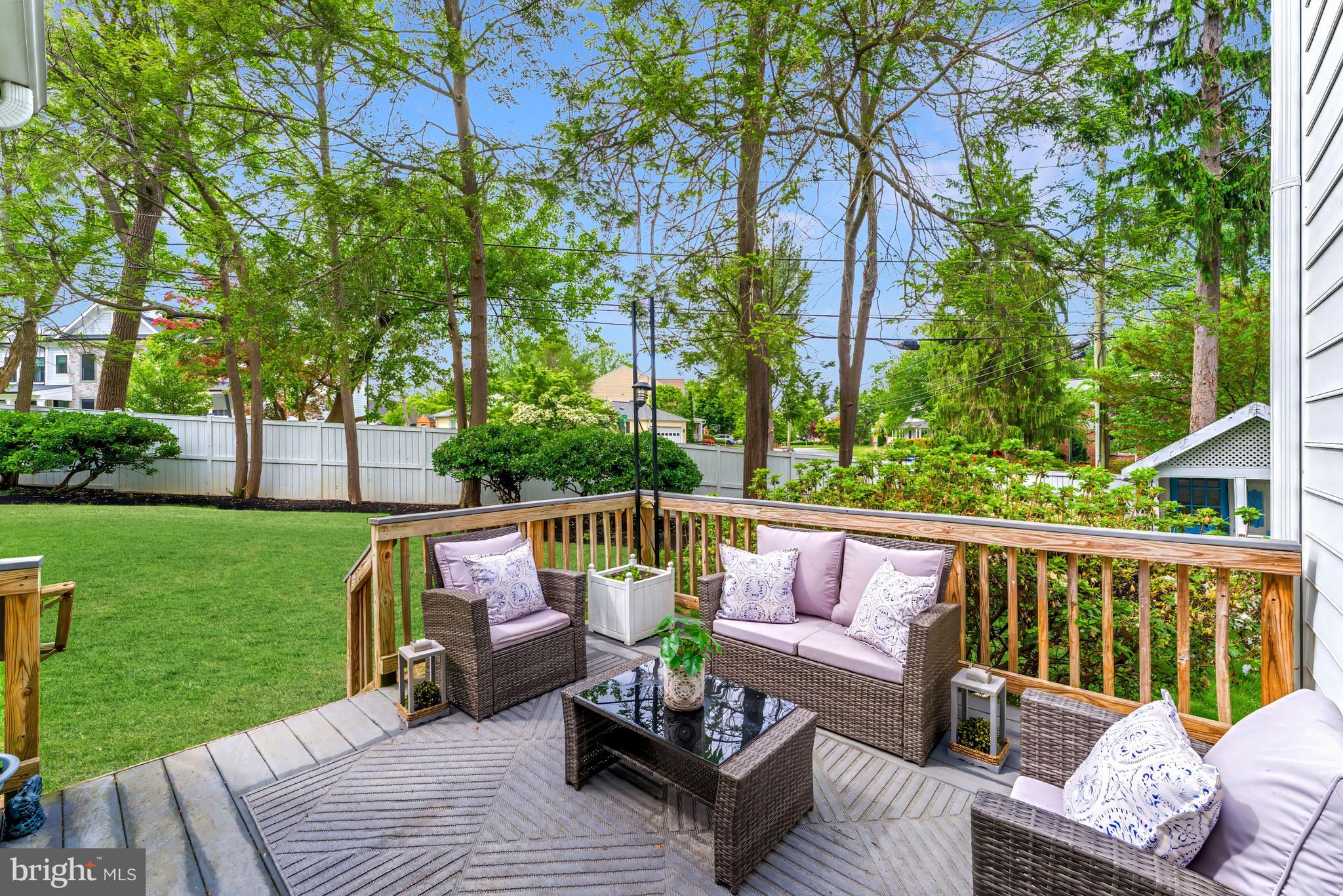 ALTA VISTA - Residential