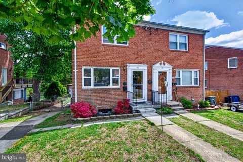 Photo of 48 Garden Drive, ALEXANDRIA, VA 22304 (MLS # VAAX2060184)