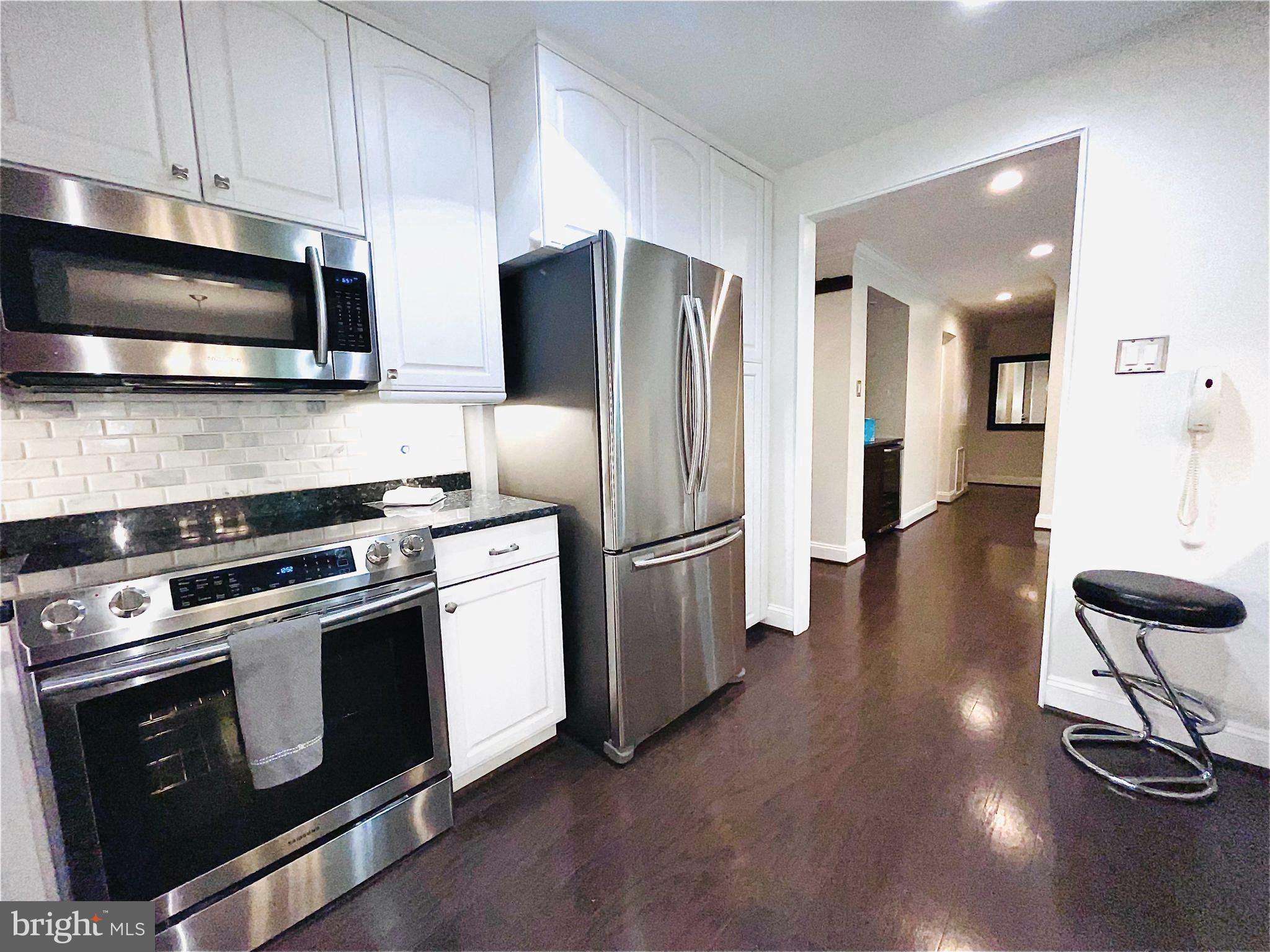 WESTLAKE PARK - Residential