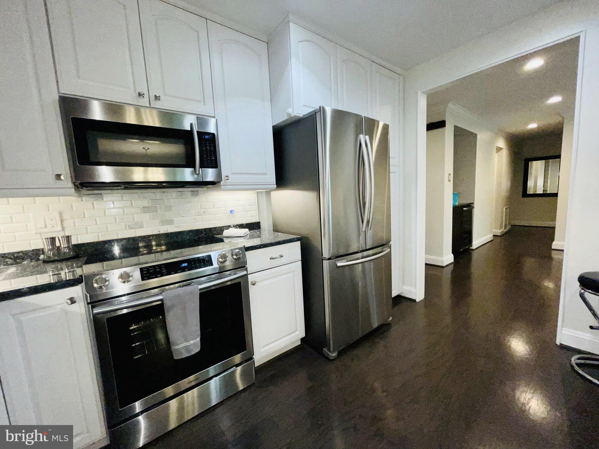 WESTLAKE PARK - Residential