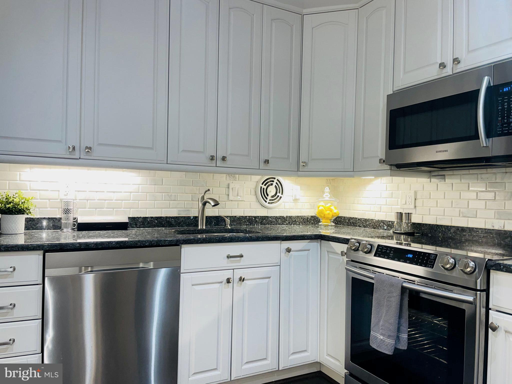 WESTLAKE PARK - Residential