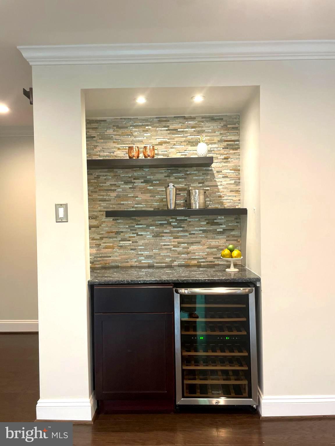 WESTLAKE PARK - Residential