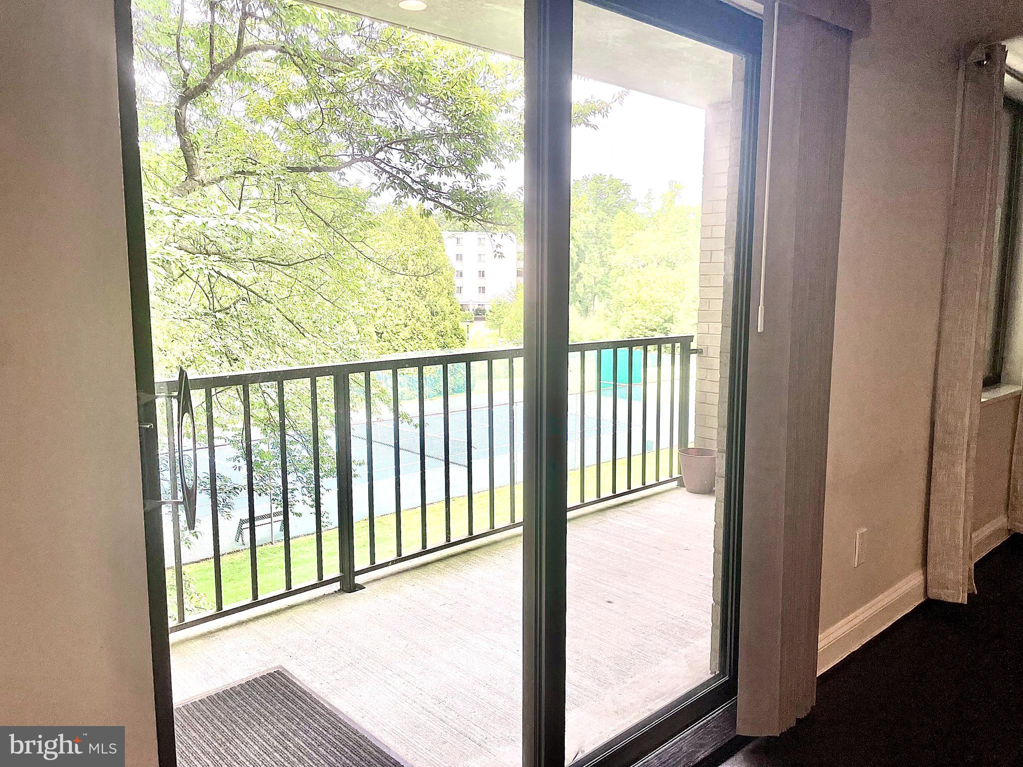 WESTLAKE PARK - Residential