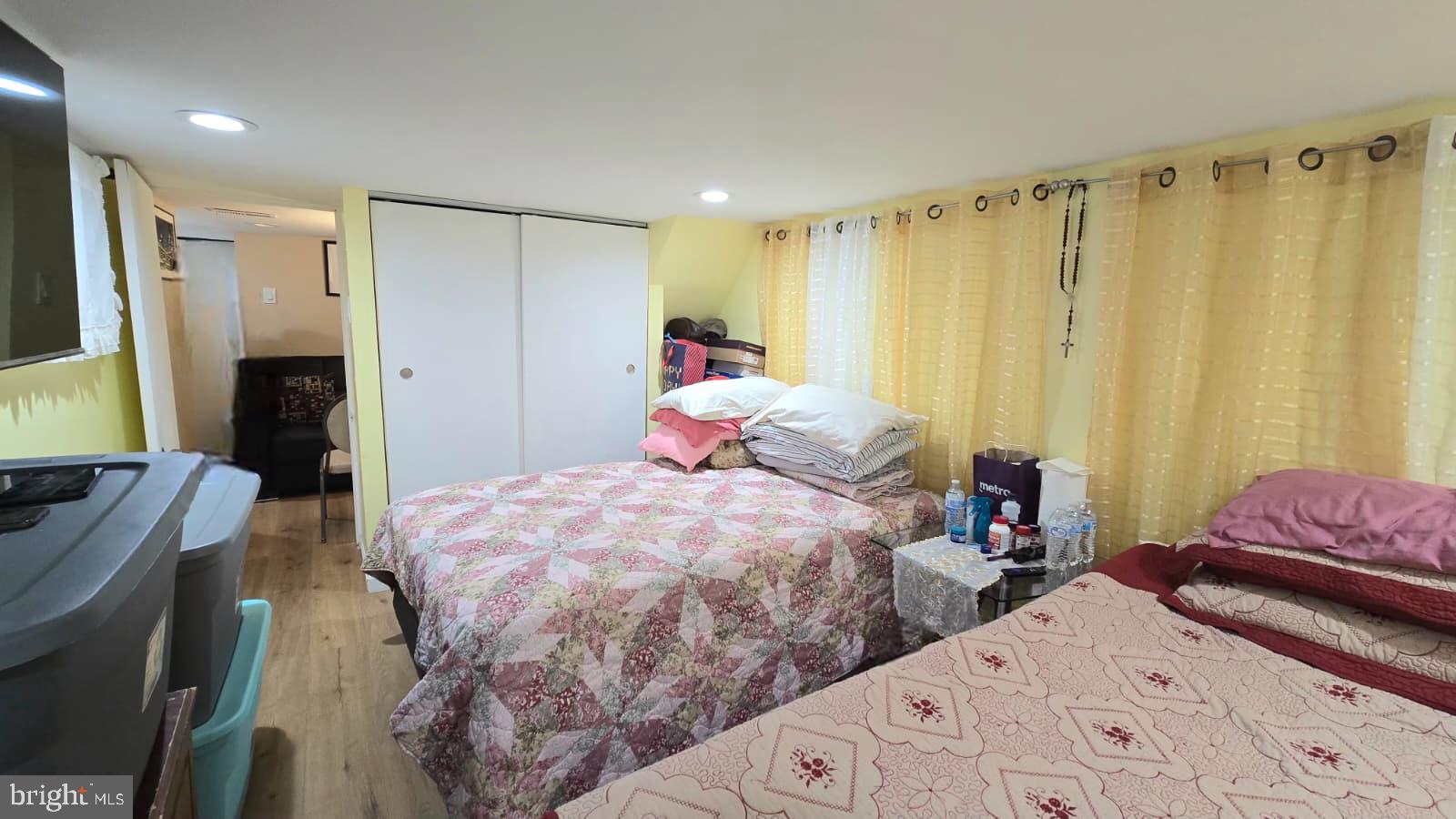 FRANKFORD - Residential