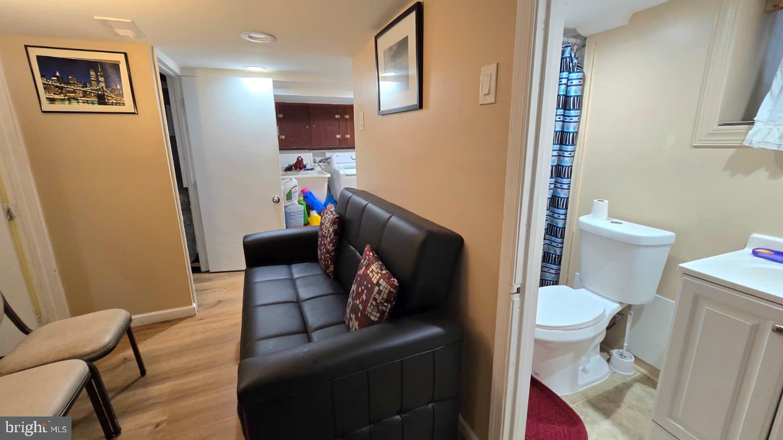 FRANKFORD - Residential