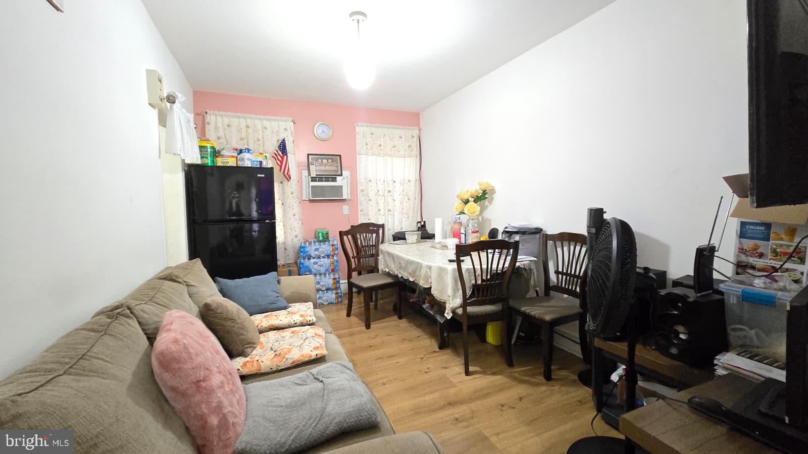 FRANKFORD - Residential