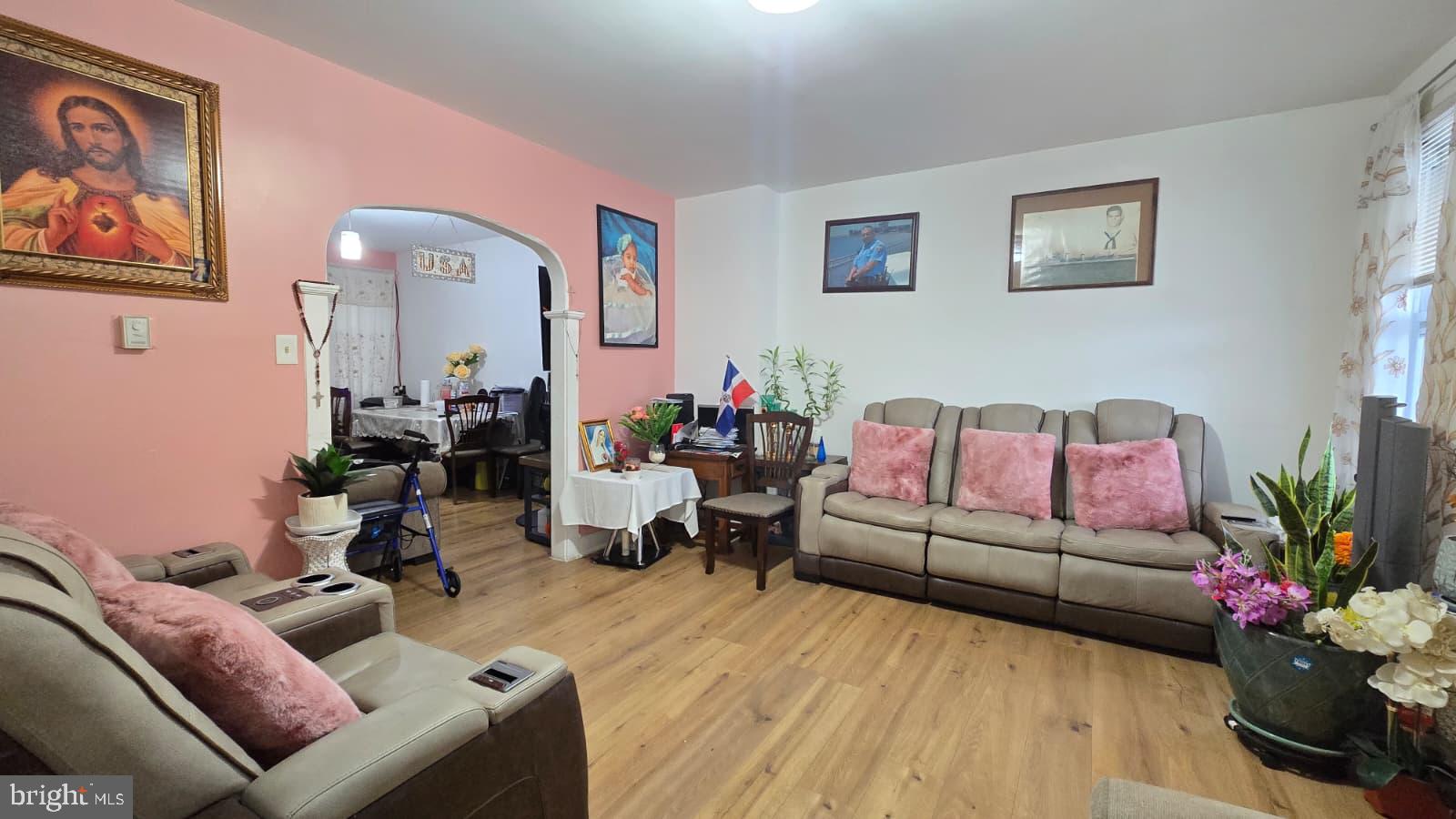 FRANKFORD - Residential