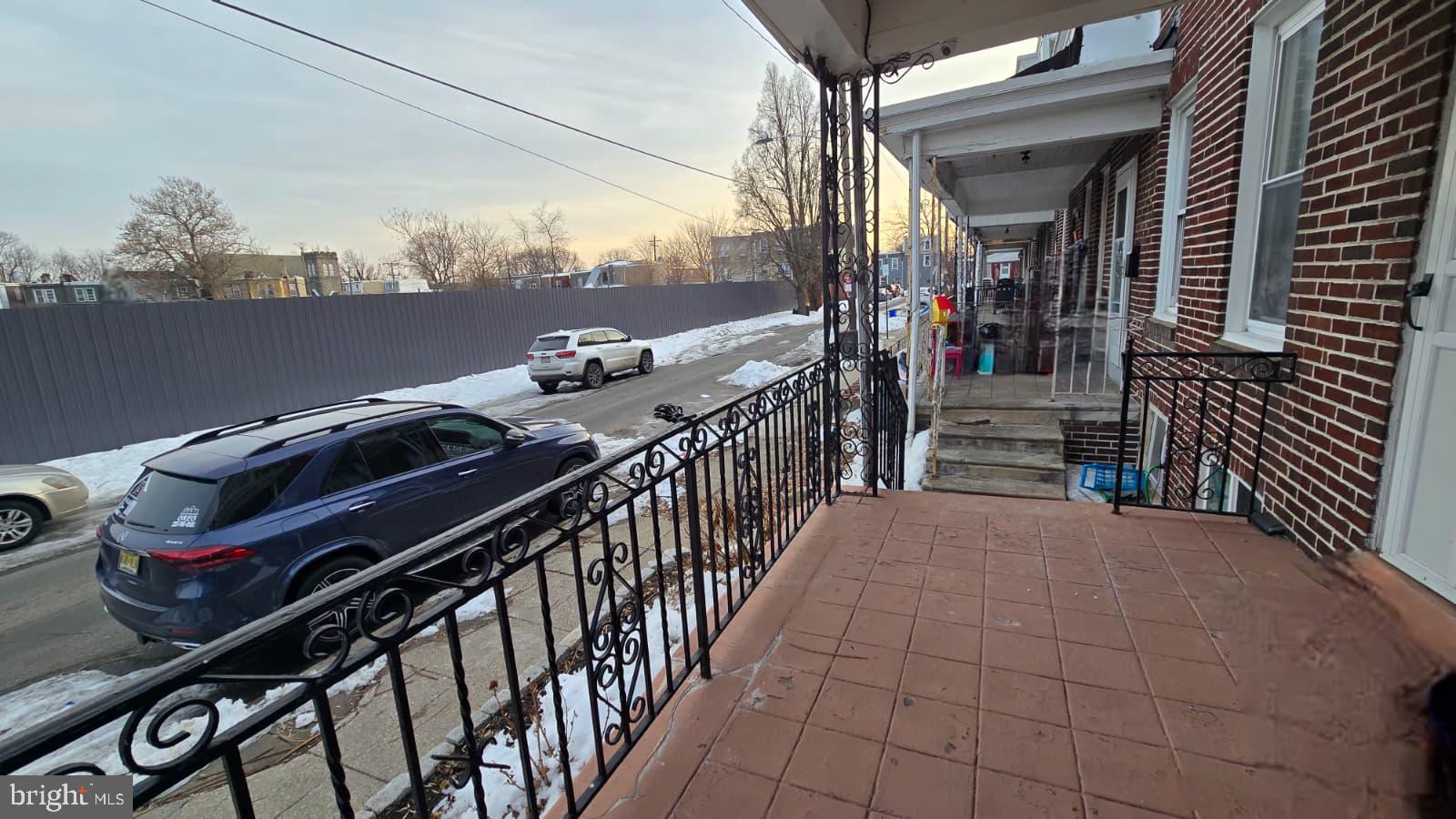 FRANKFORD - Residential