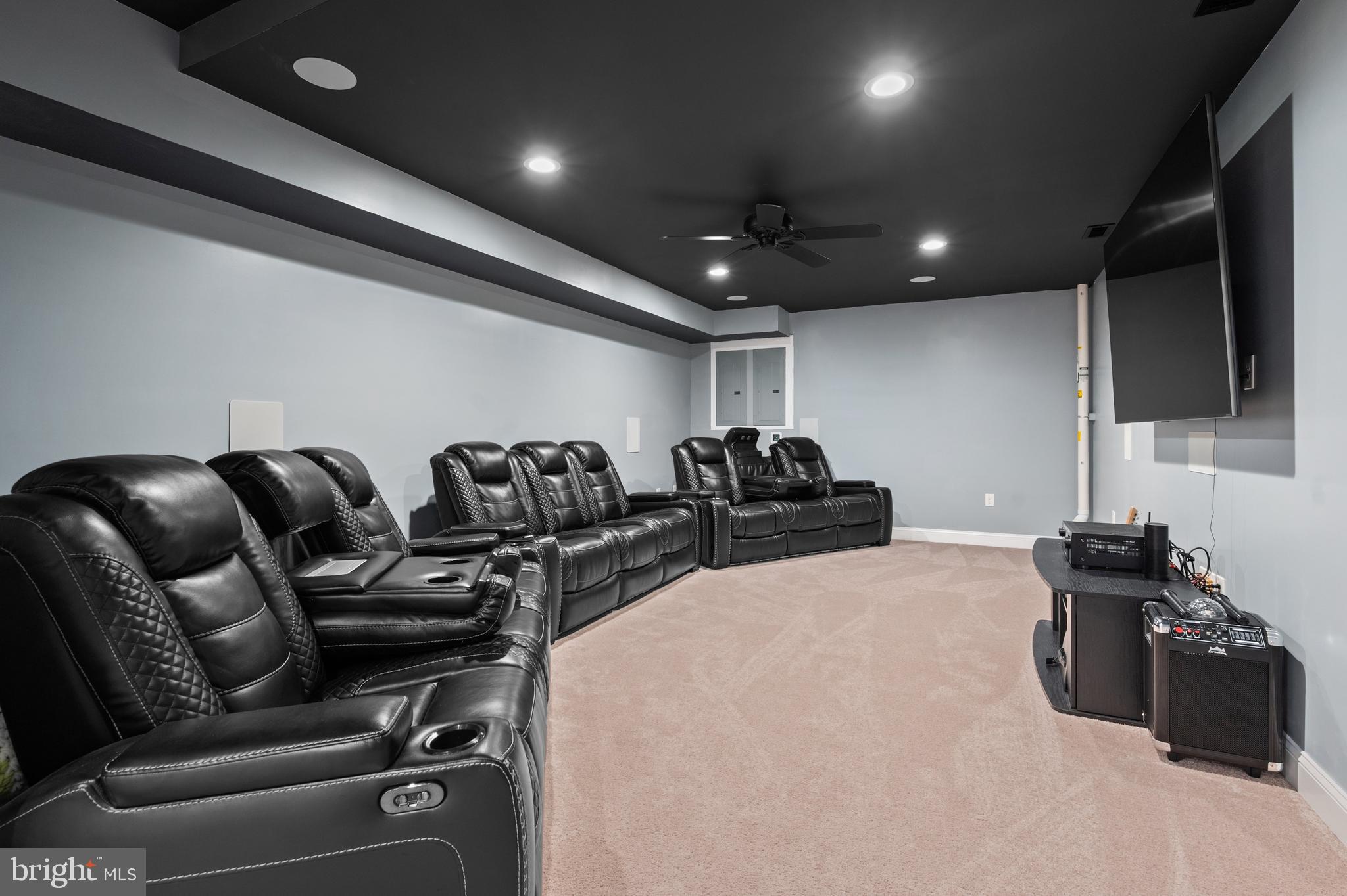 POPLAR HILLS - Residential