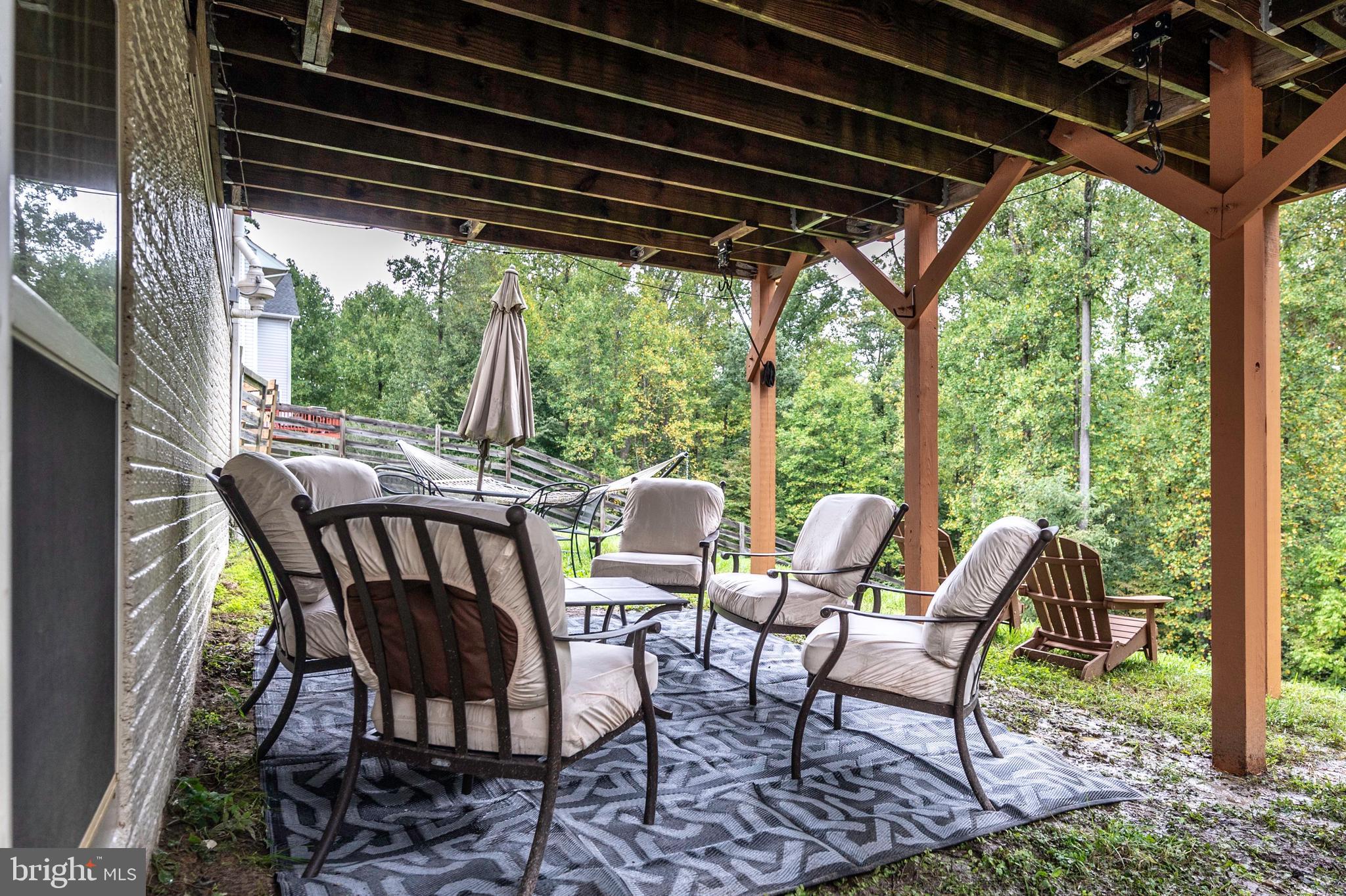 POPLAR HILLS - Residential