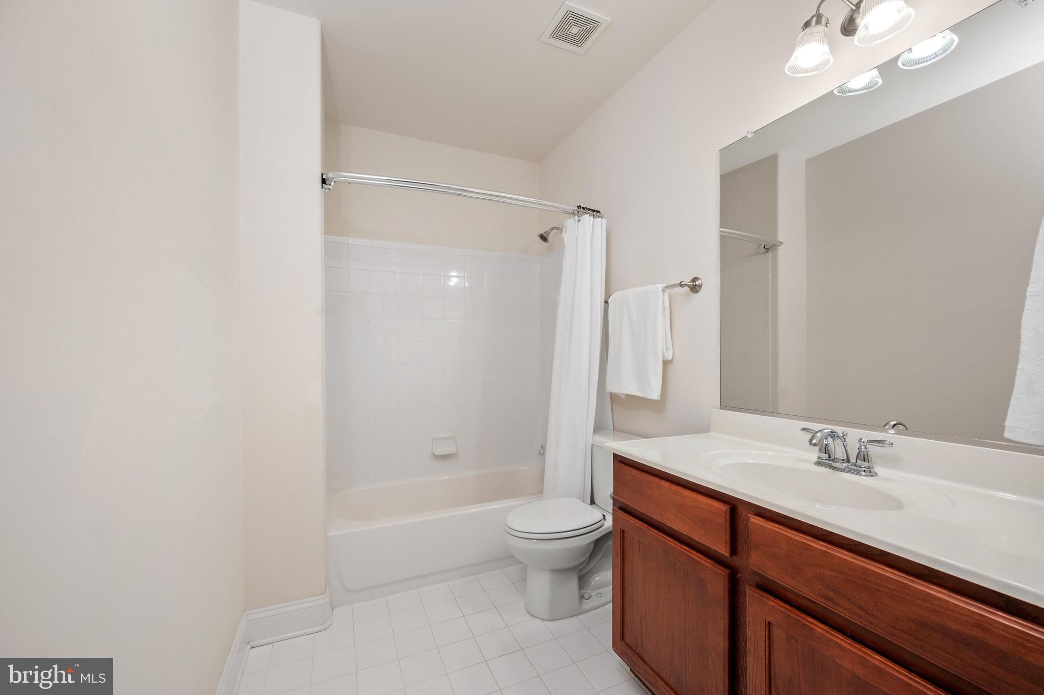 POPLAR HILLS - Residential