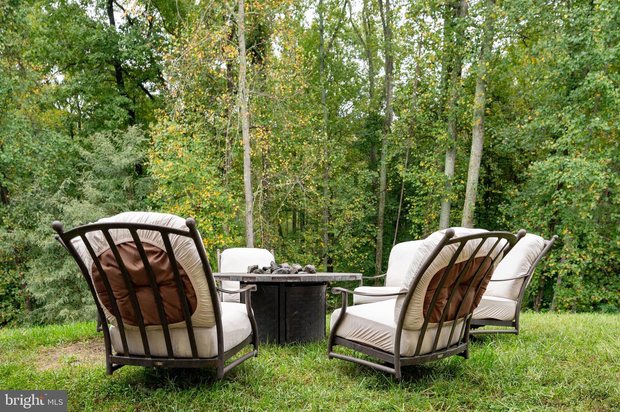 POPLAR HILLS - Residential