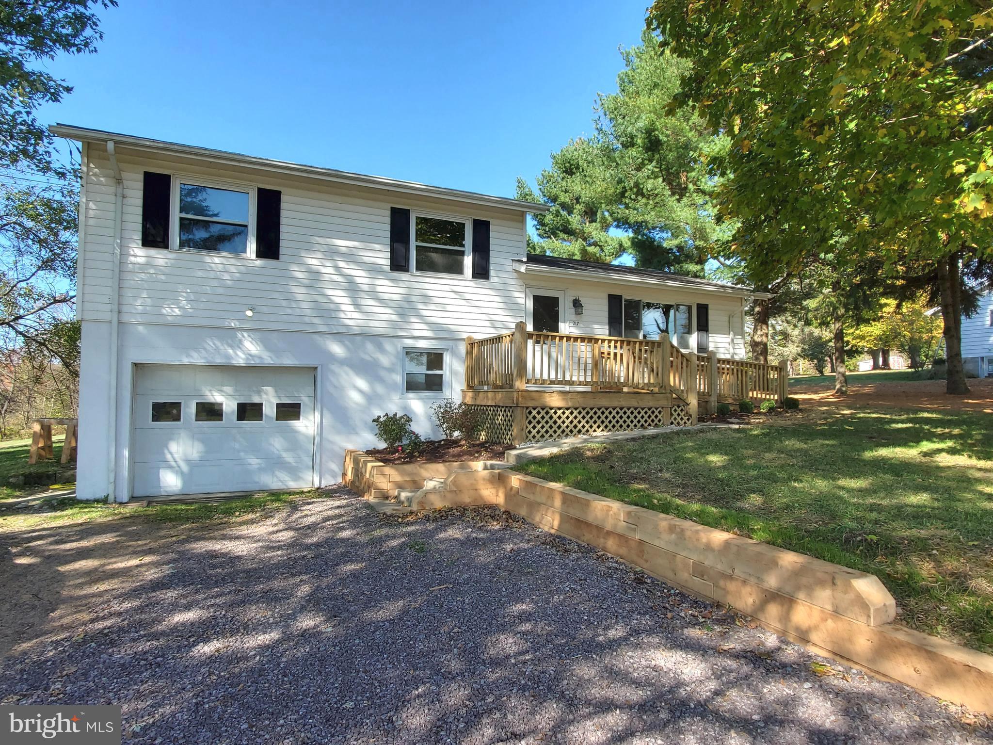 MAPLE GROVE - Residential