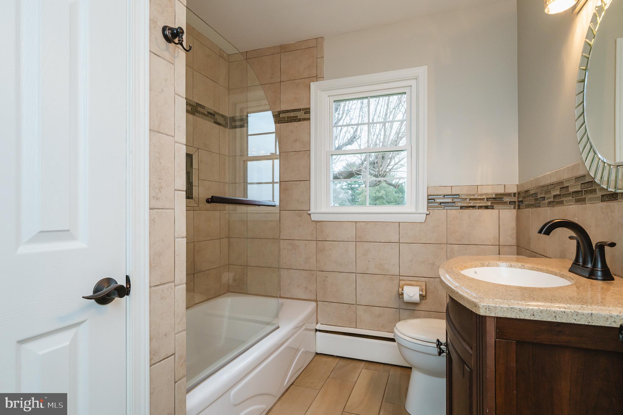 JARRETTSVILLE - Residential